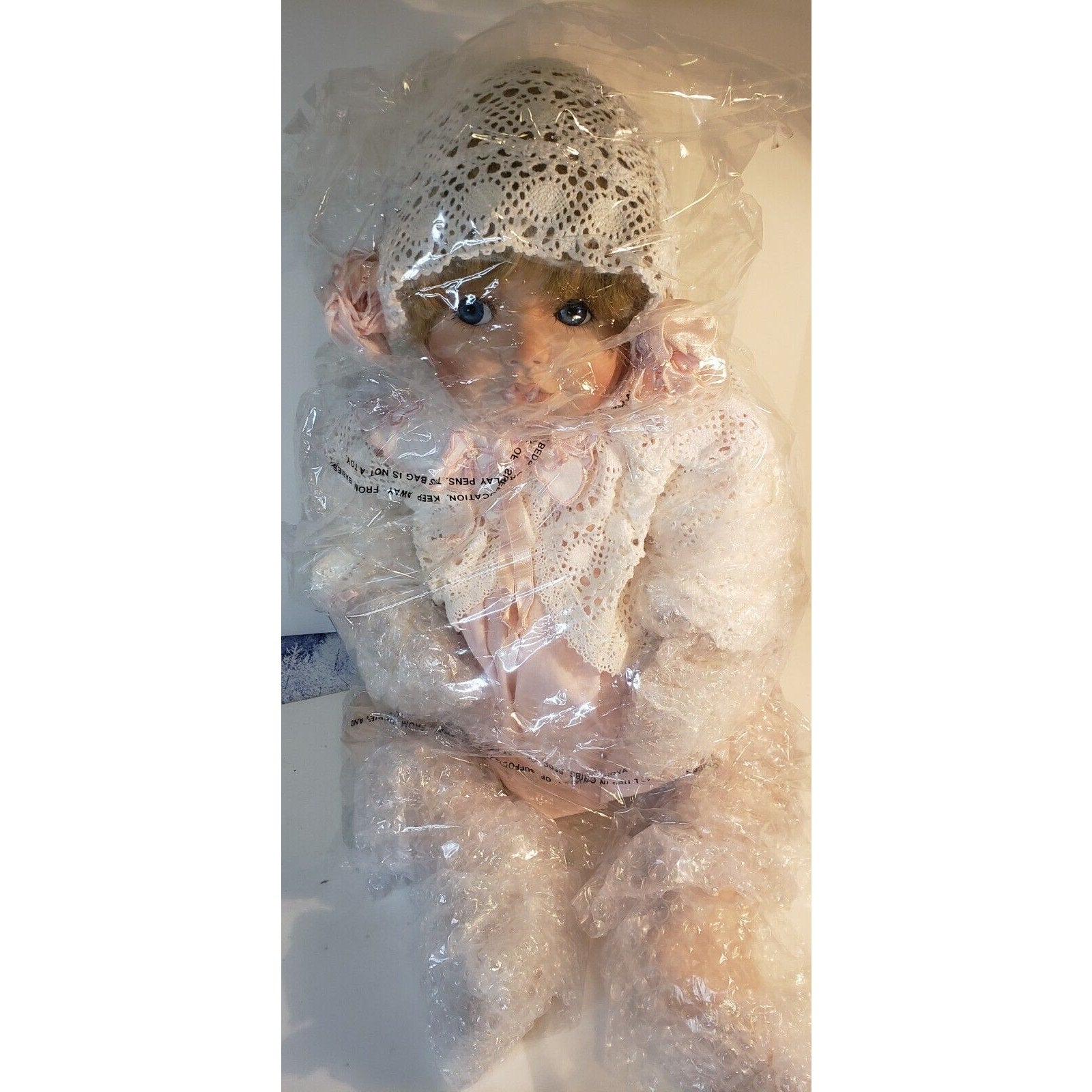 World Gallery Porcelain Doll "Katelyn" by Kay McKee 23" LE #457/2500 w/COA & Box