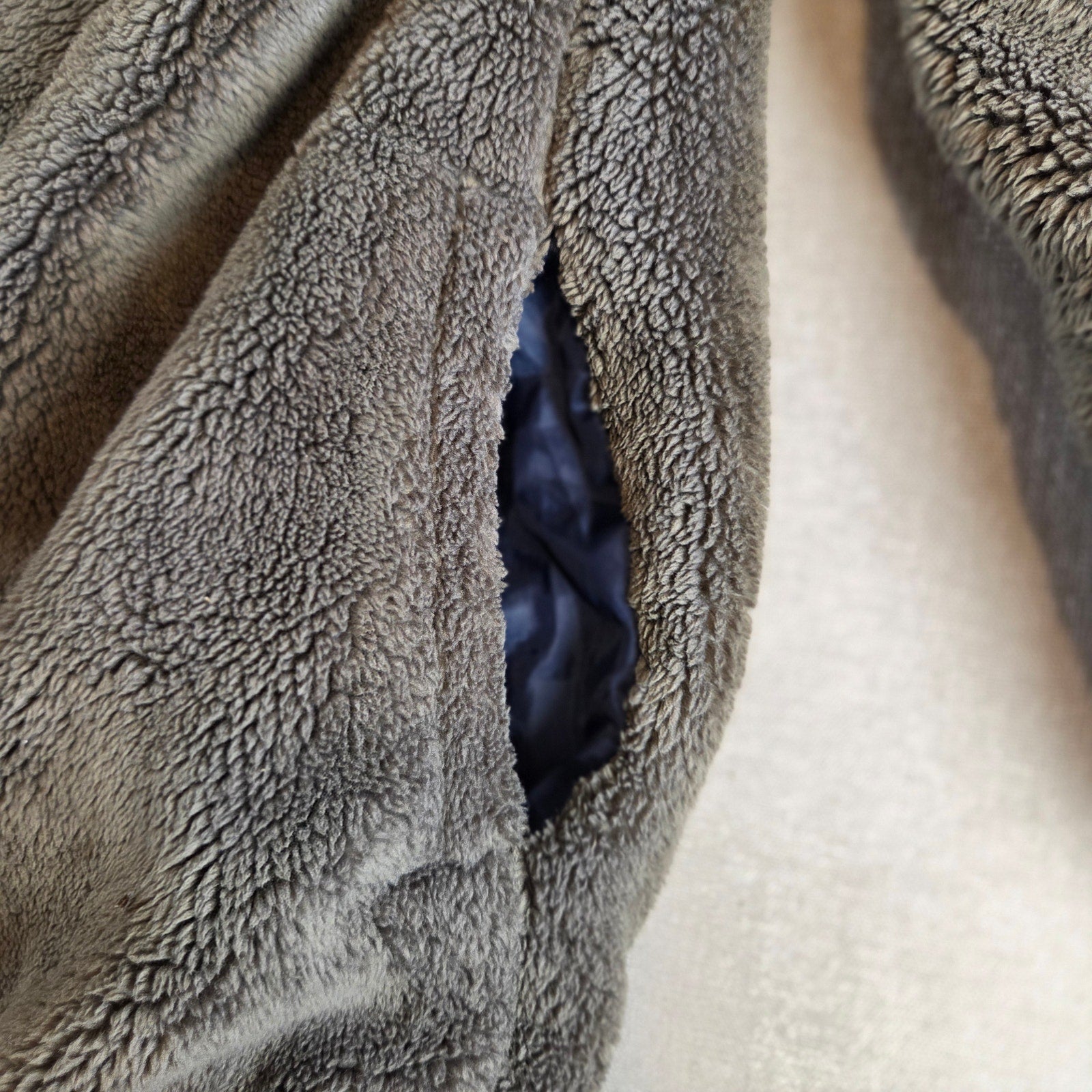 Tommy Bahama Girls XXL (16) Fleece Jacket – Green Blue Yellow, Full Zip