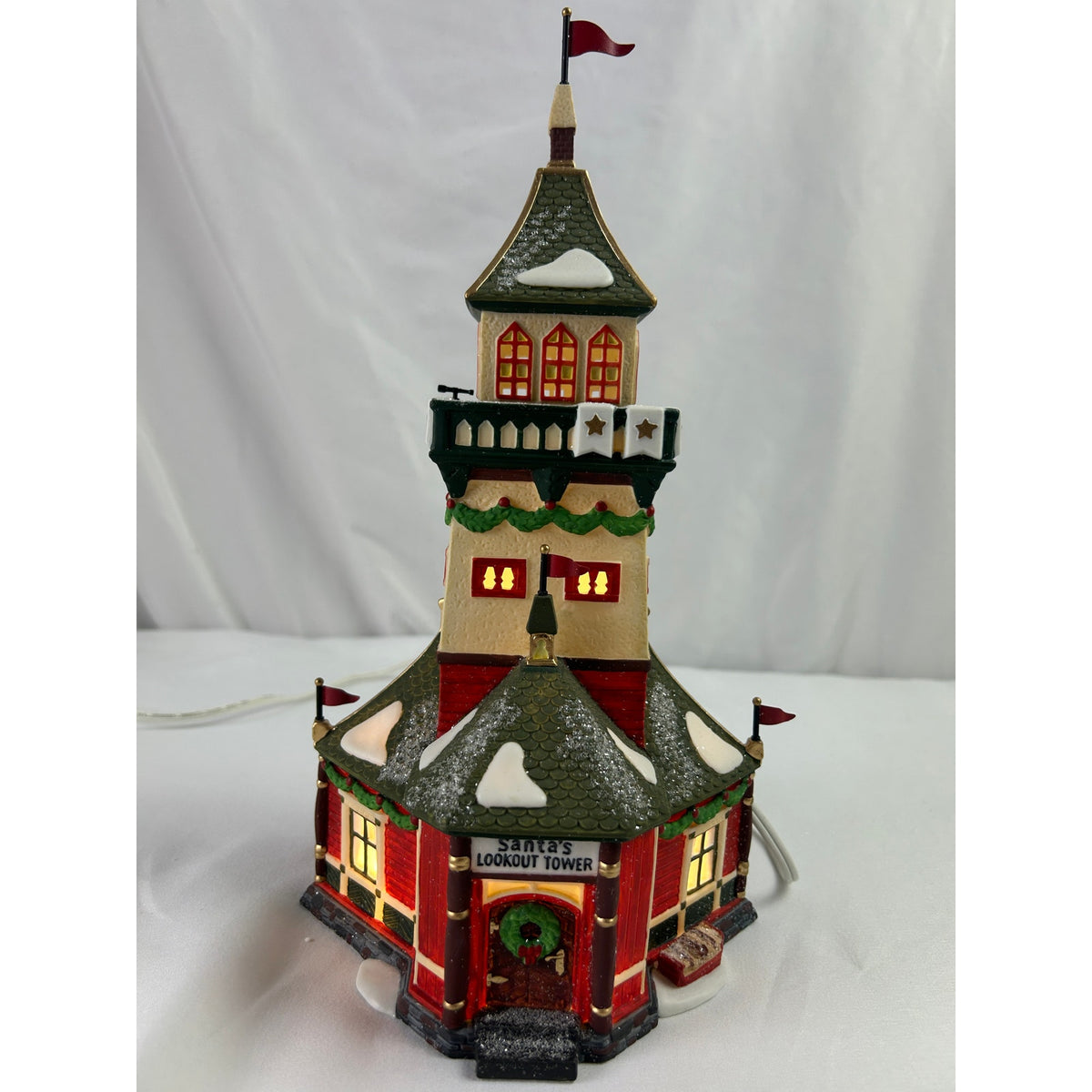 Dept 56 North Pole Santa's Lookout Tower 56294 Retired Lighted Building Box