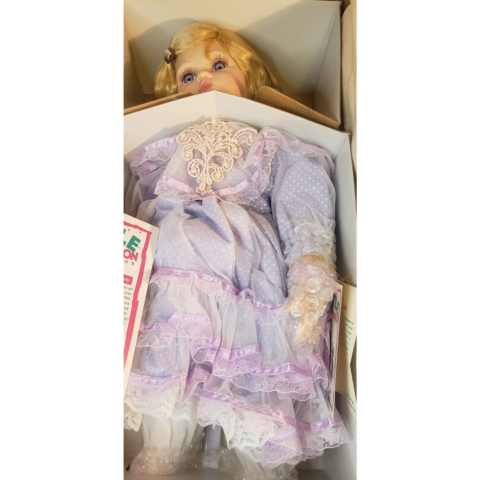 Tuss Little Companion Porcelain Doll Leah Limited Ed. 1670/4000 COA 21"