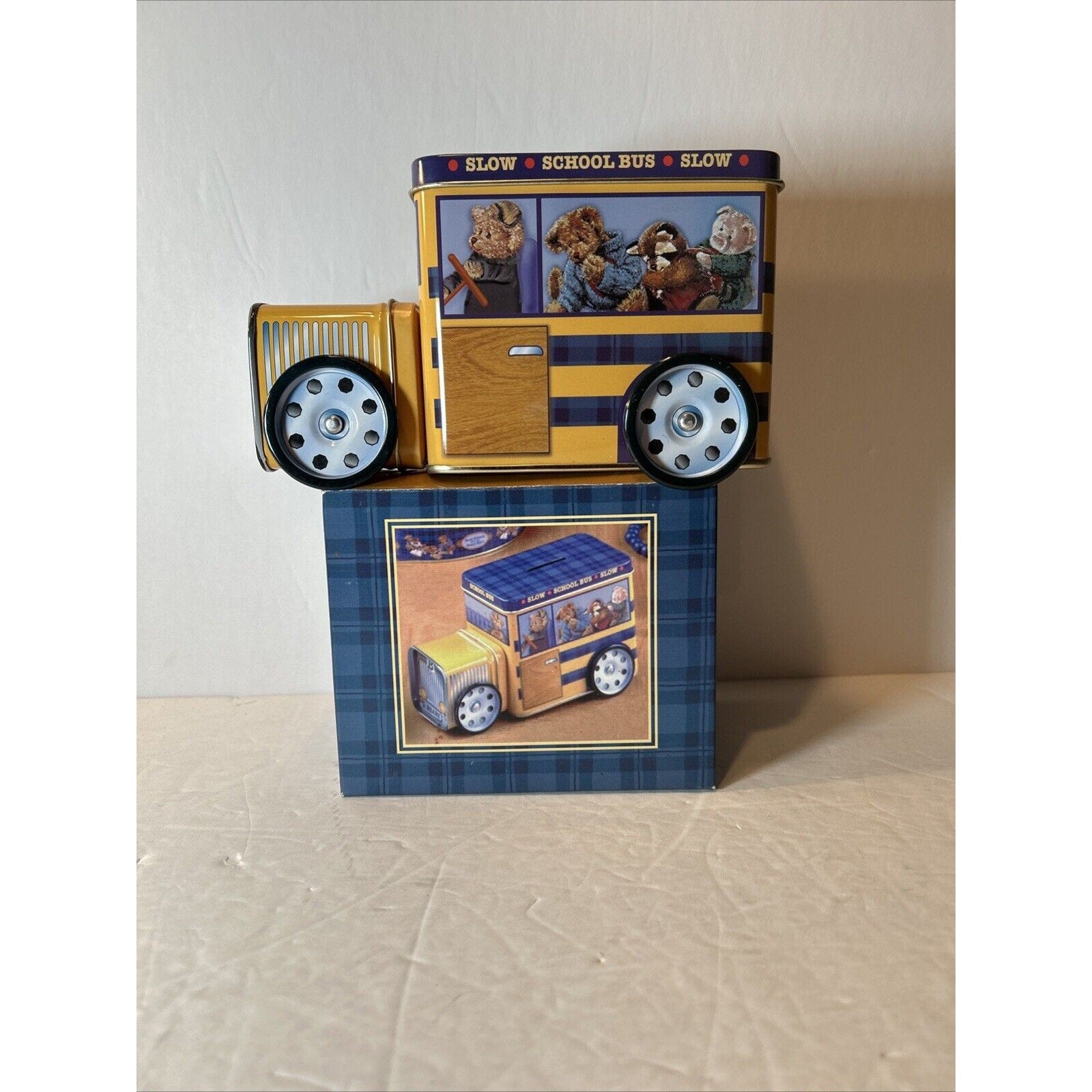 Vintage NOS GIFTCO School Bus with Wheels Tin Bank NIB Stewart Sherwood Bears