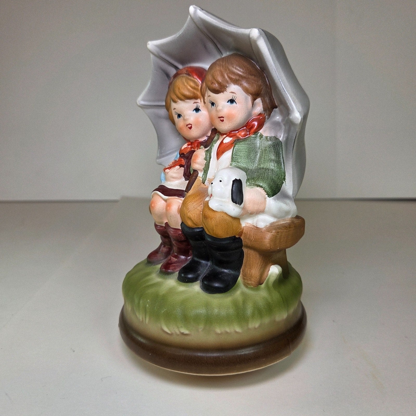 Vintage Japan Raindrops Music Box Figurine Sankyo Style Hummel Kids Dog Works