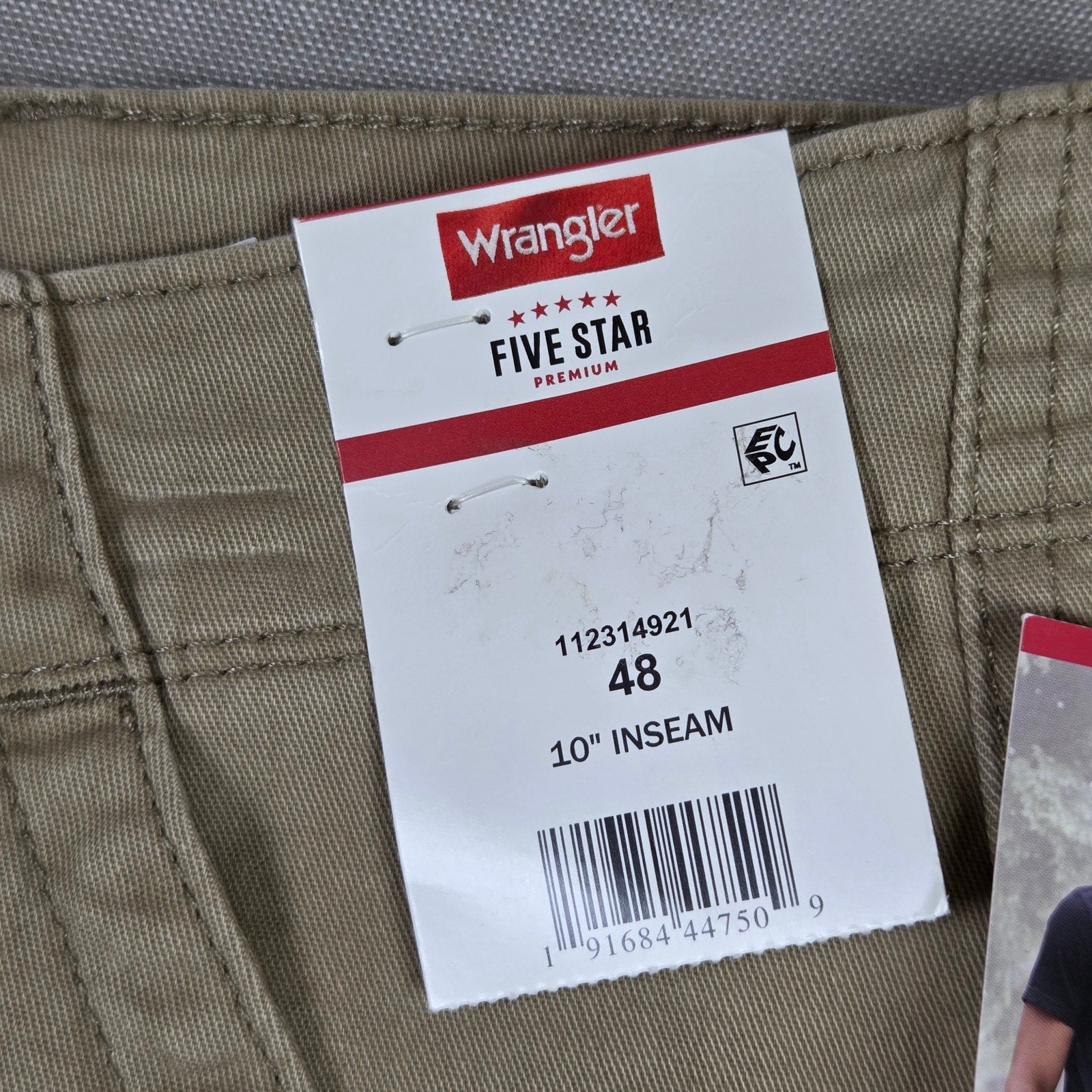 Wrangler Five Star Premium Relaxed Fit Cargo Shorts Khaki 48x10 NWT New