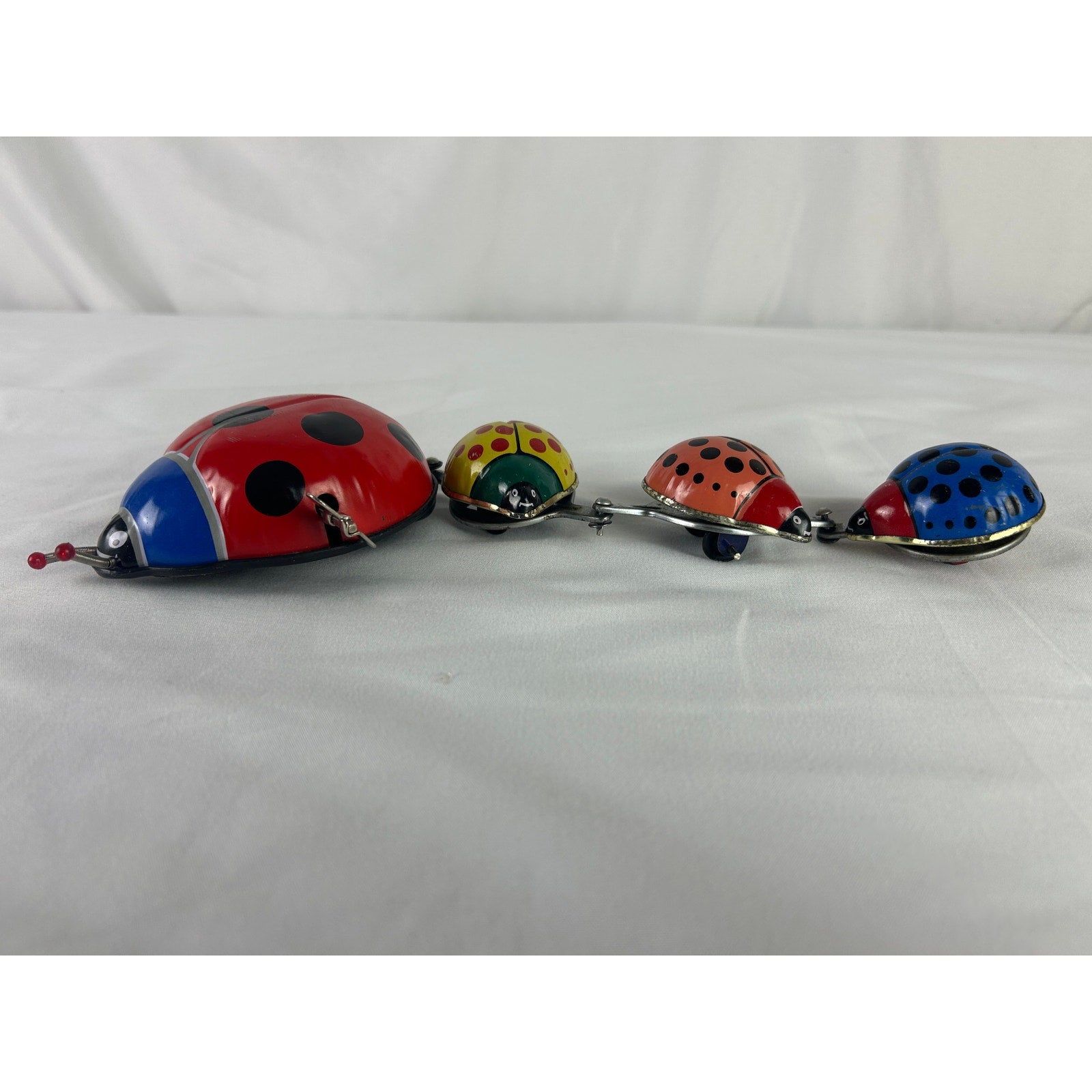 Vintage HS Tin Wind Up Ladybug Wind Up Toy Chain Bug Train Japan Works