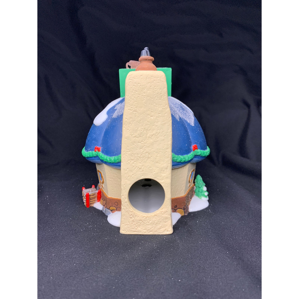 Dept 56 Tillie’s Tiny Cup Cafe 56401 North Pole Elf Land Lighted Building