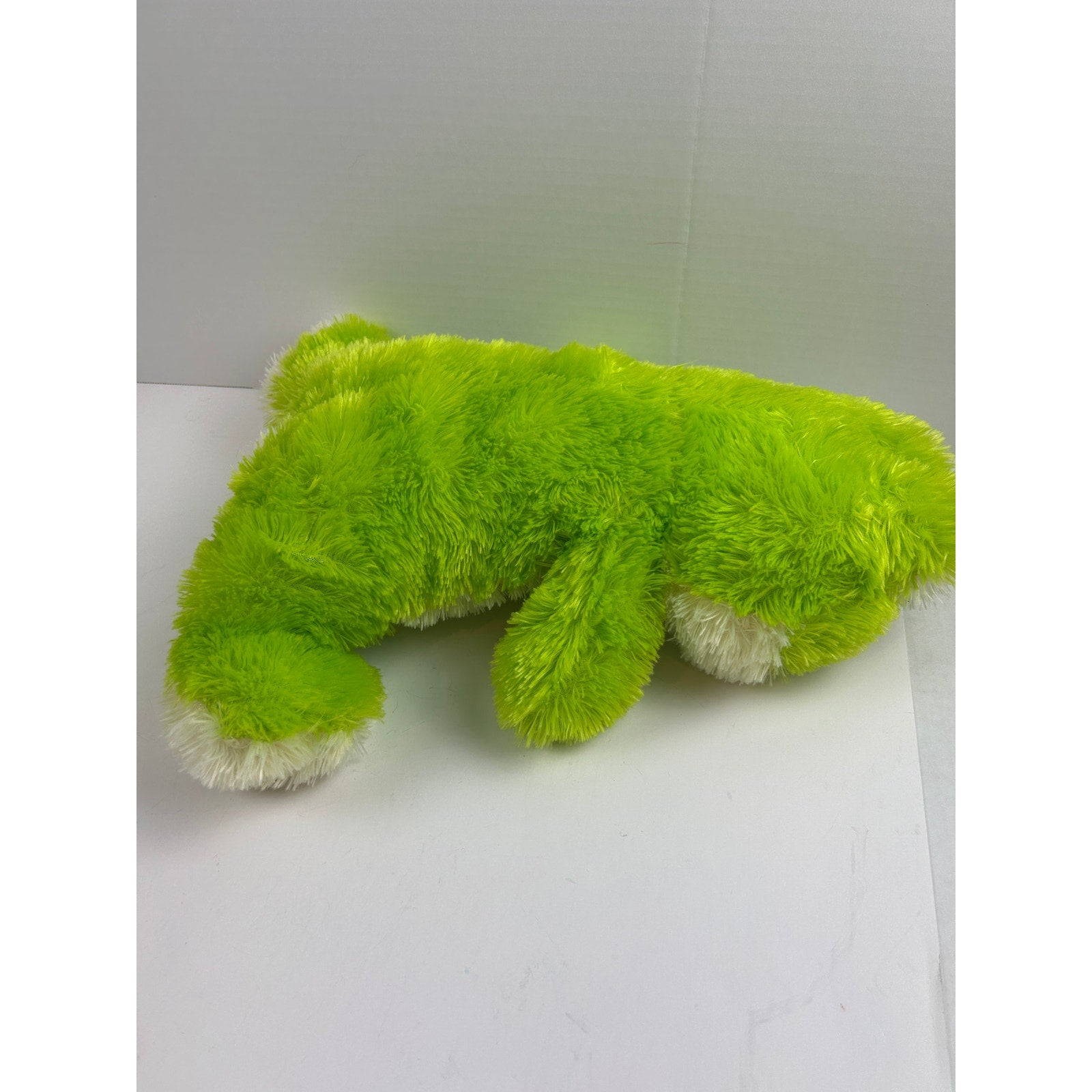 Nanco Green Plush Frog Stuffed Animal Soft Toy Ribbon Bow 2008 Cute Collectible