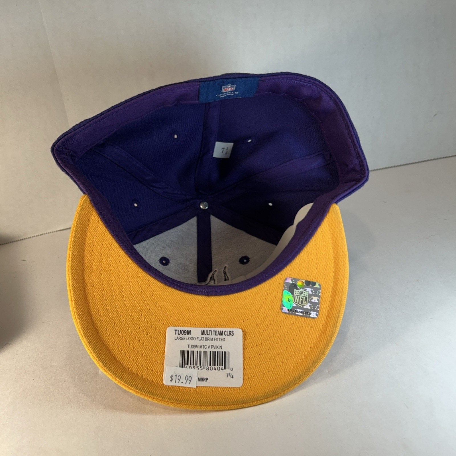 Minnesota Vikings Reebok NFL Fitted Cap Purple Gold Size 7 3/4 Hat Retro Style