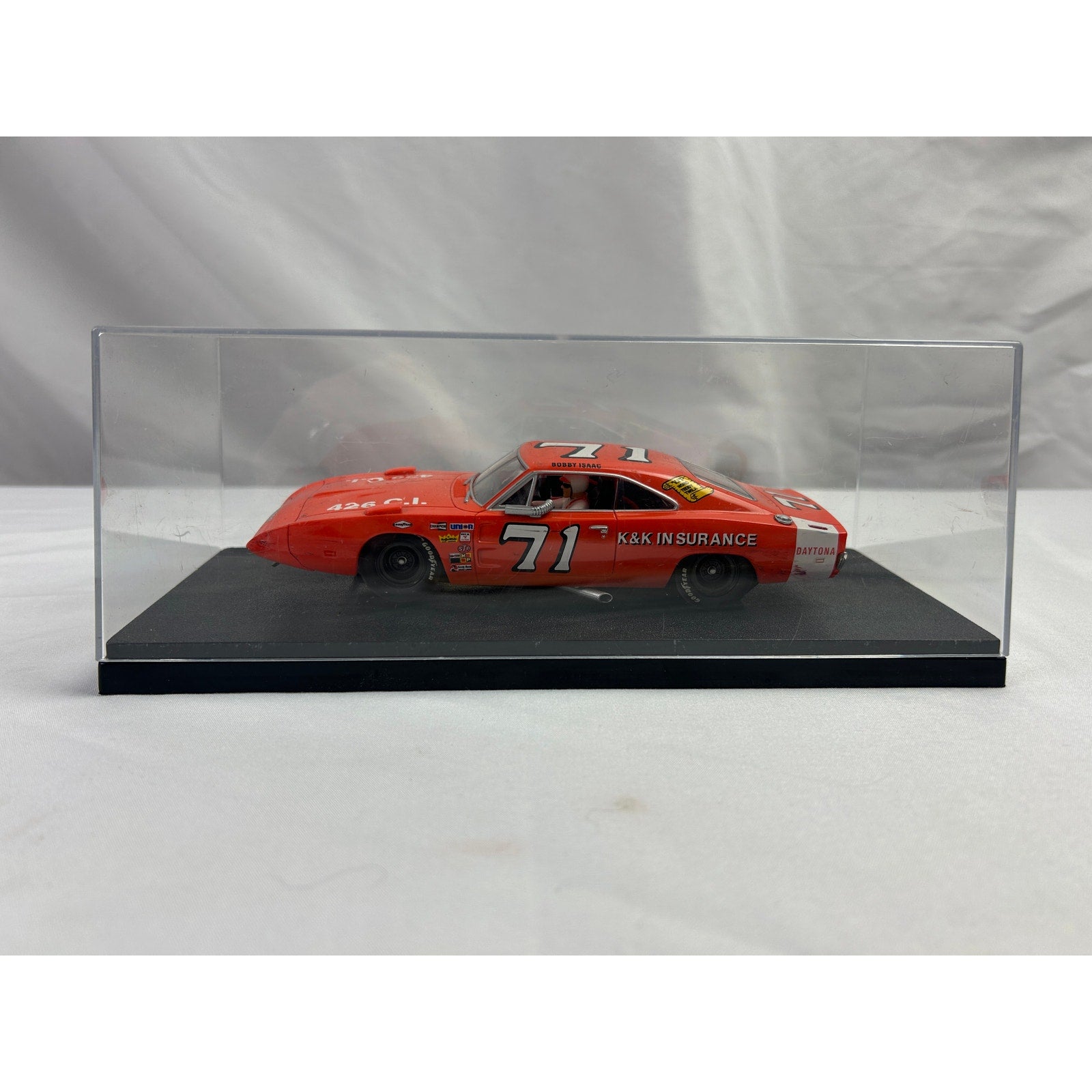 Dodge Charger Daytona 71 Bobby Isaac 1:43 NASCAR K&K Insurance Model Car
