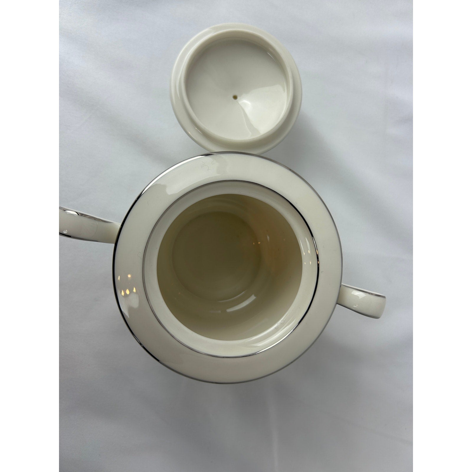 Noritake Christina 7056 Ivory China Lidded Sugar Bowl Floral Silver Trim