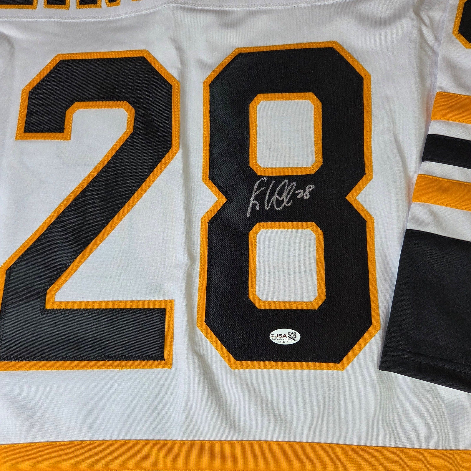Elias Lindholm Signed Boston Bruins Custom Jersey XL JSA COA Auto