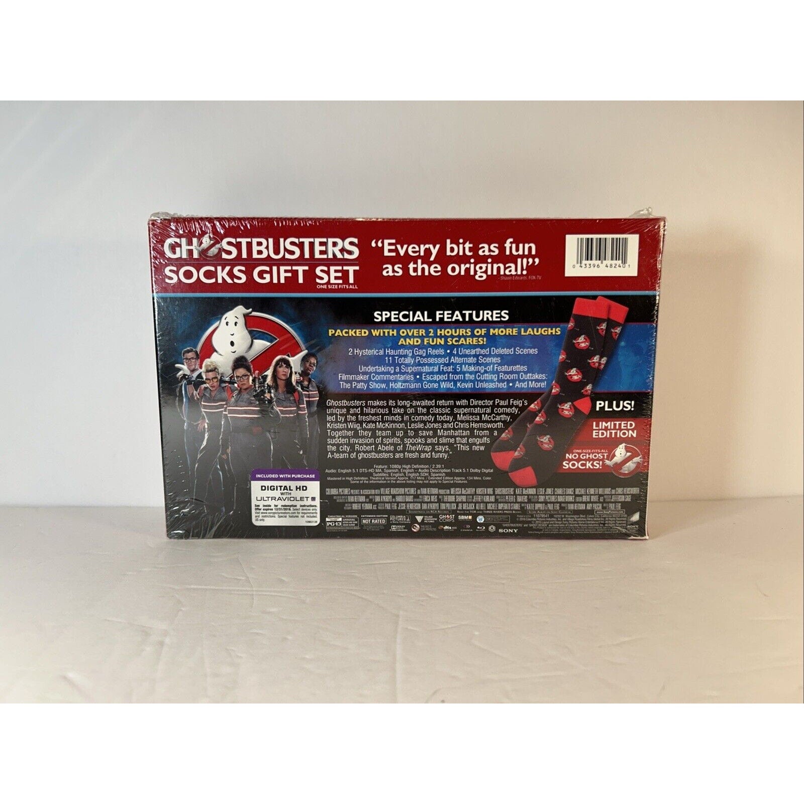 Ghostbusters Answer the Call w/Socks Gift Set (Blu-ray, 2016) Brand New Sealed