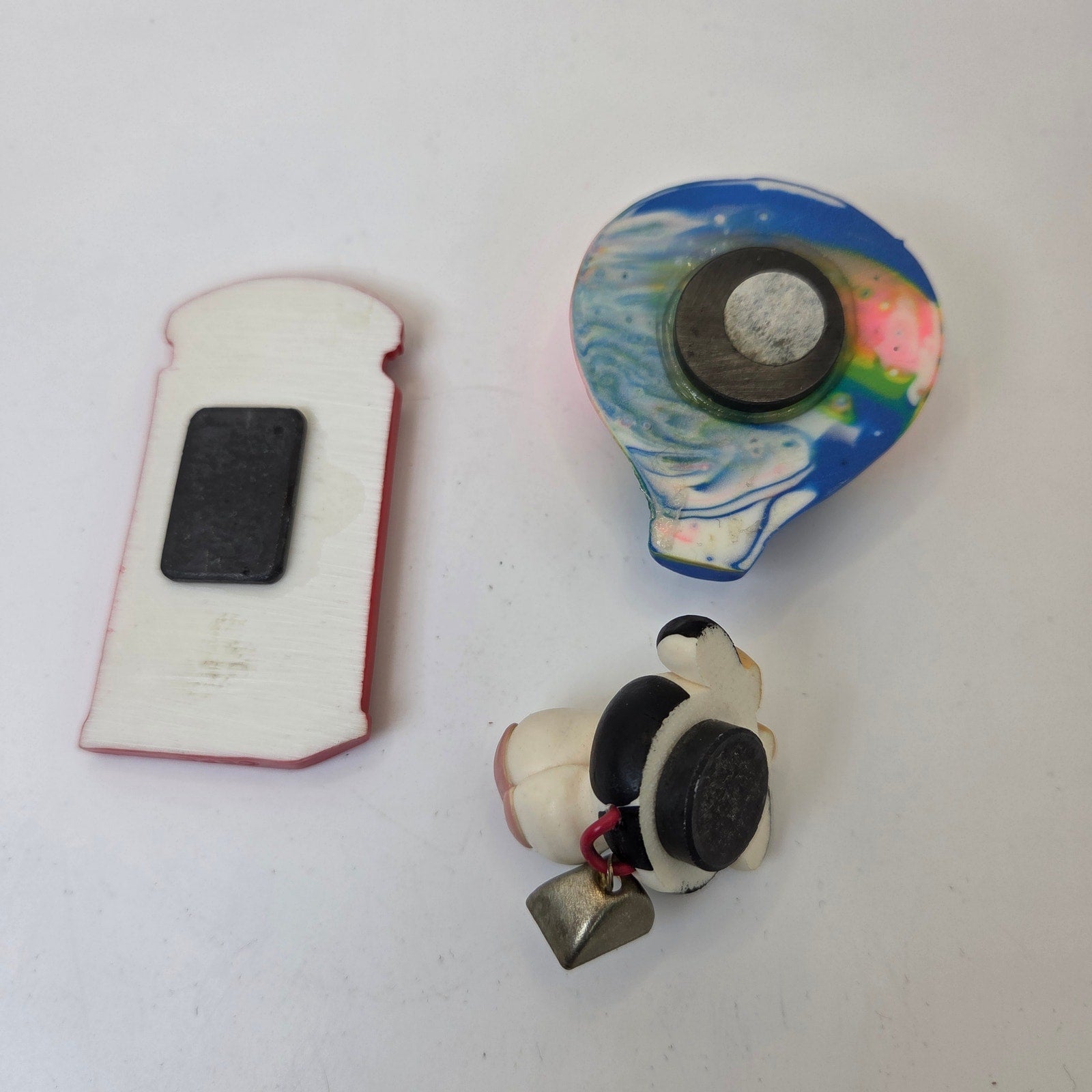 Mini Souvenir Magnet Lot of 3 – Hot Air Balloon, Phone Booth, Cow Bell