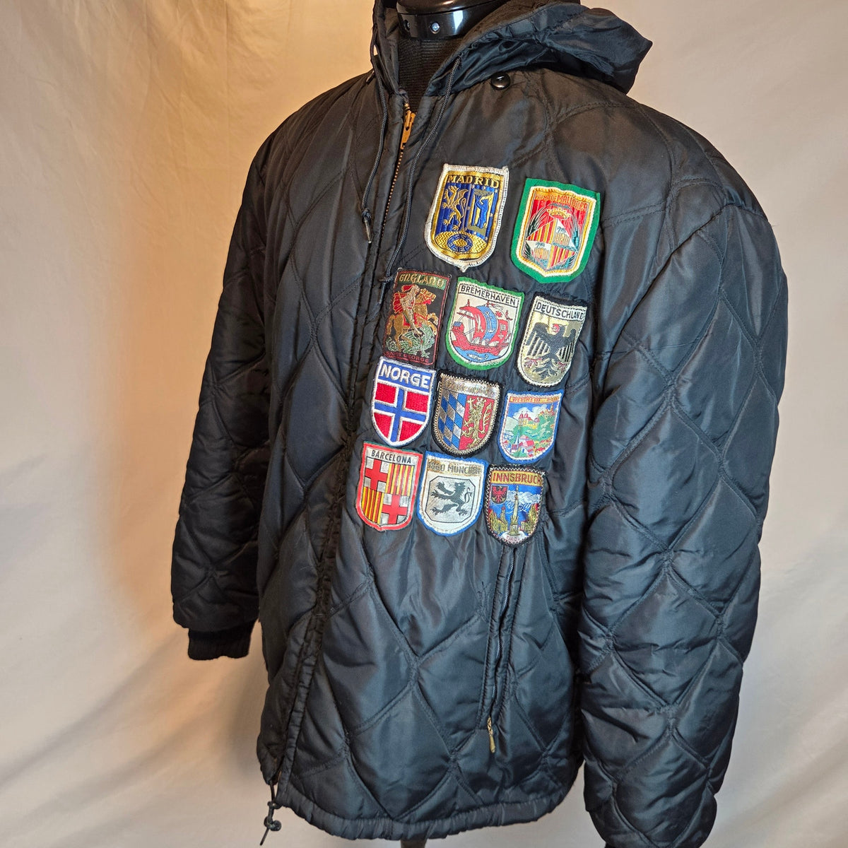 Vintage 60s Brent Montgomery Ward Quilted Jacket European Travel Patches Talon