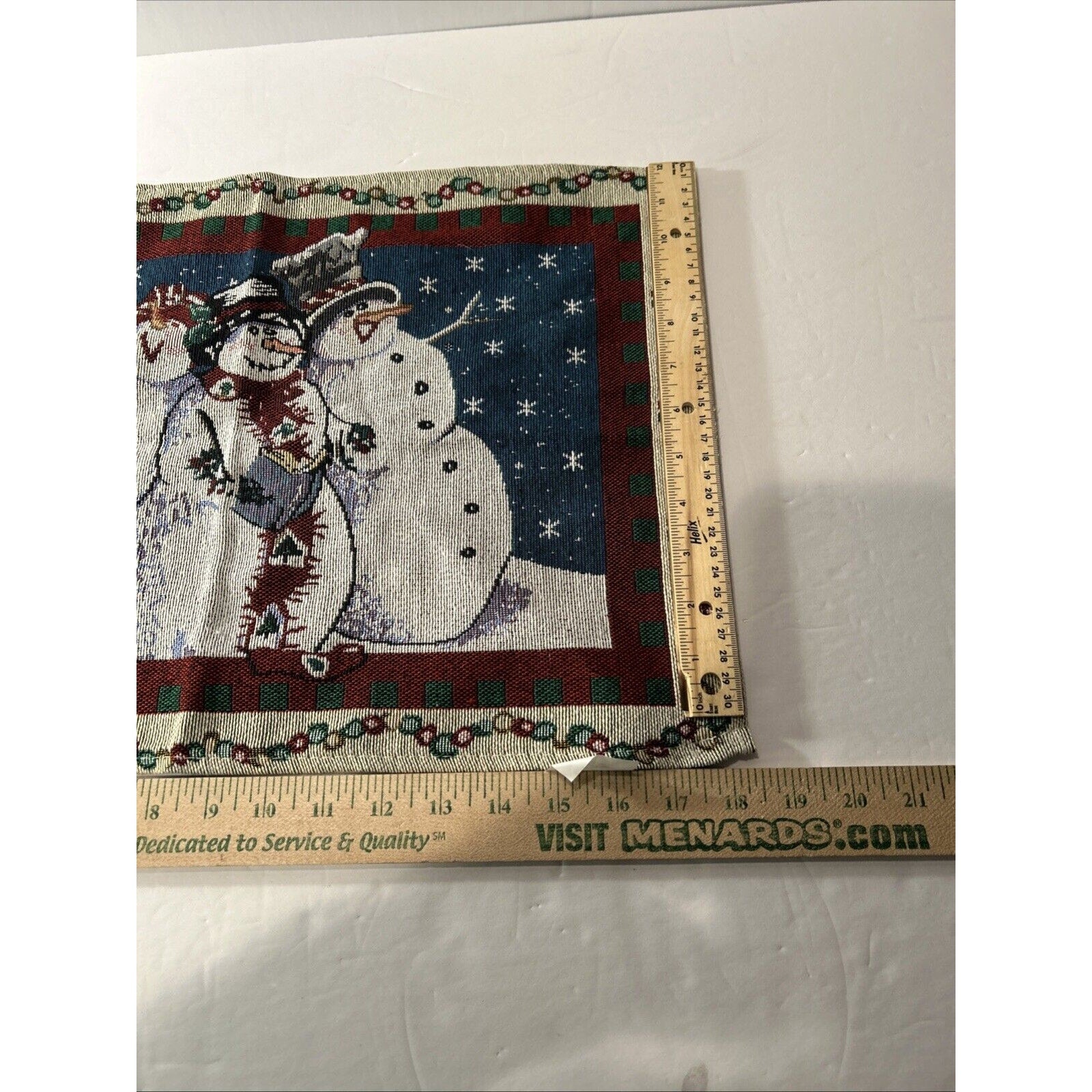4 Cloth Snowman Themed Placements 18"x13" and a 42"x13" Table Runner