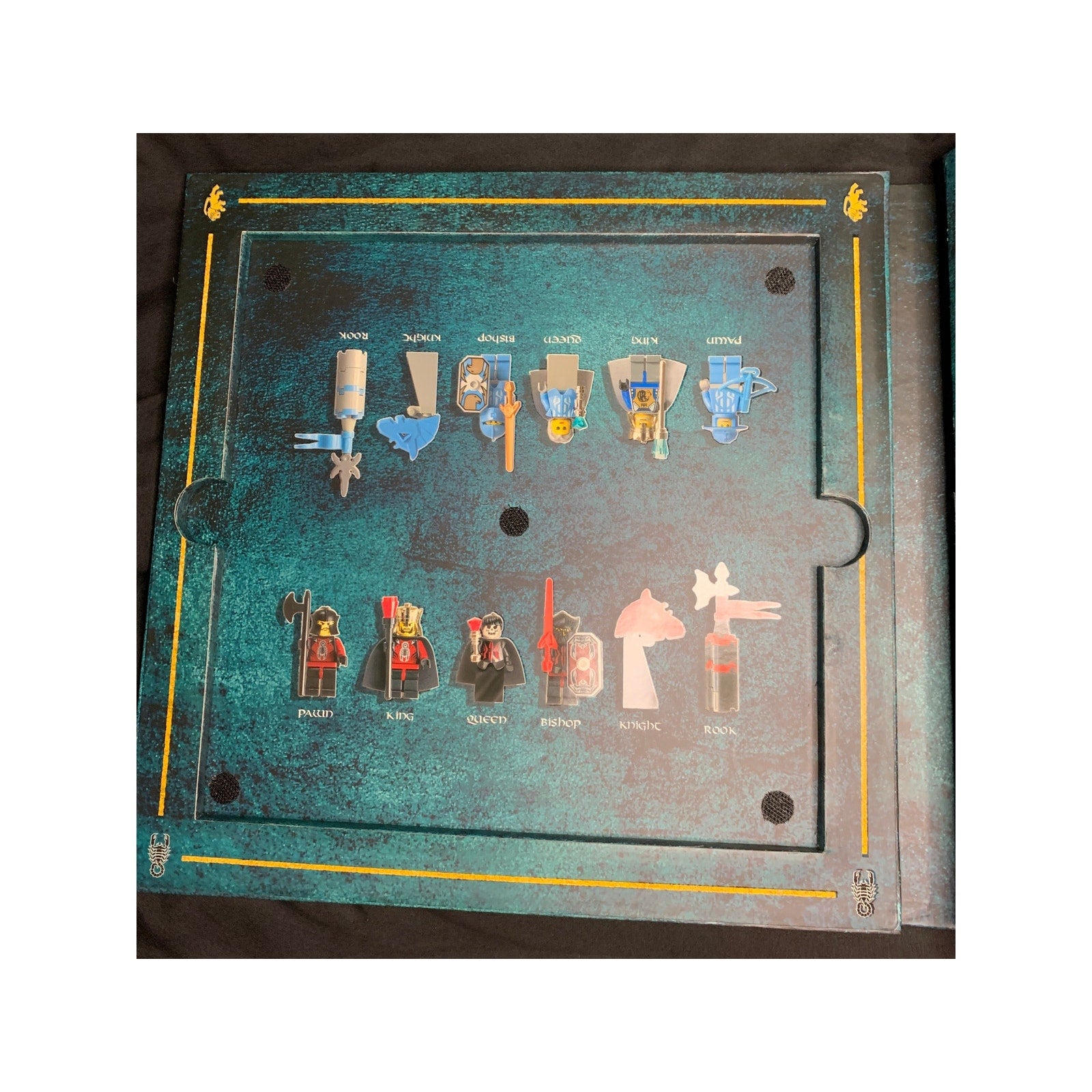 LEGO Knights Kingdom Chess Set 851499 Complete 2005 Castle Retired w/ Case