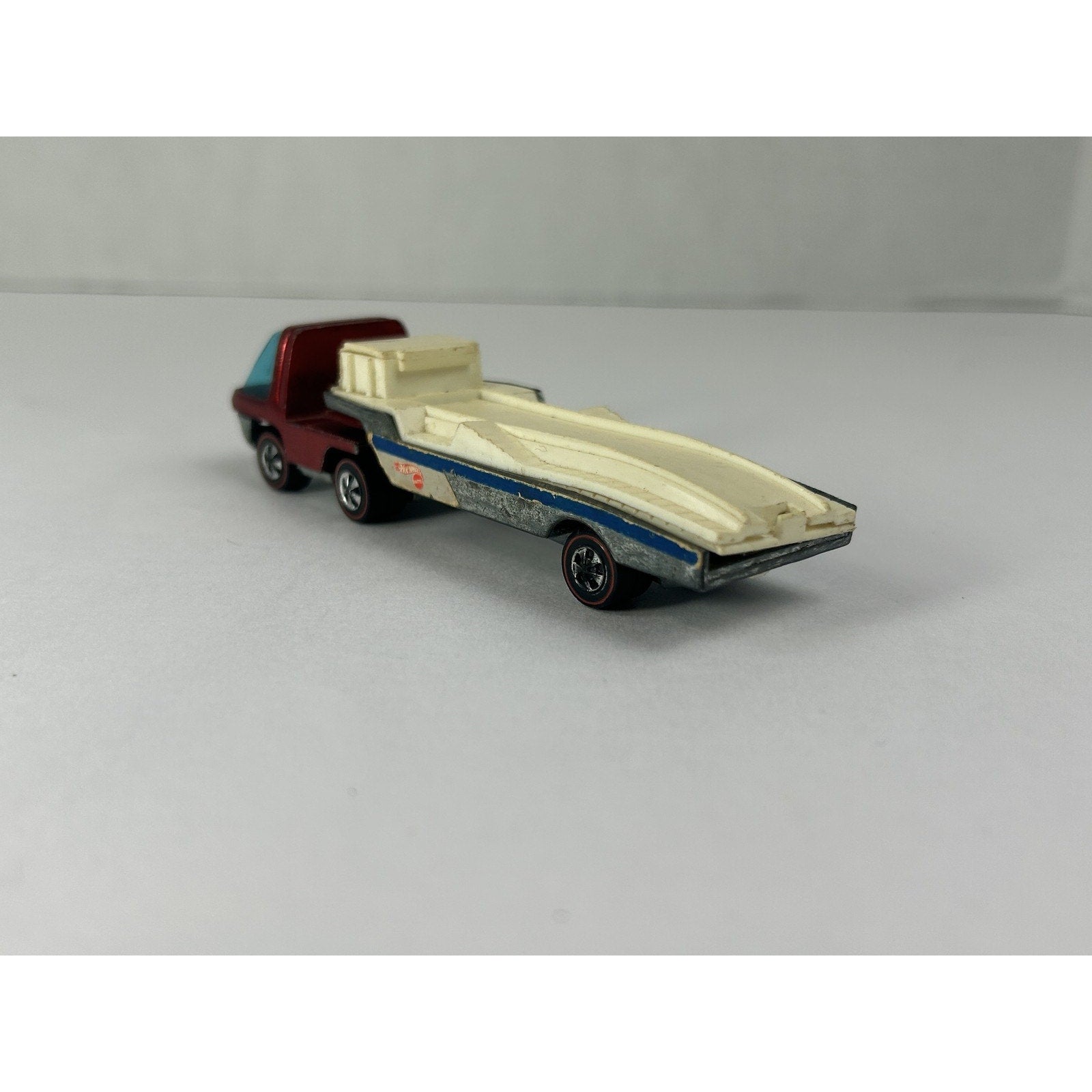 Vintage Hot Wheels 1970 The Heavyweights Redline Car Hauler