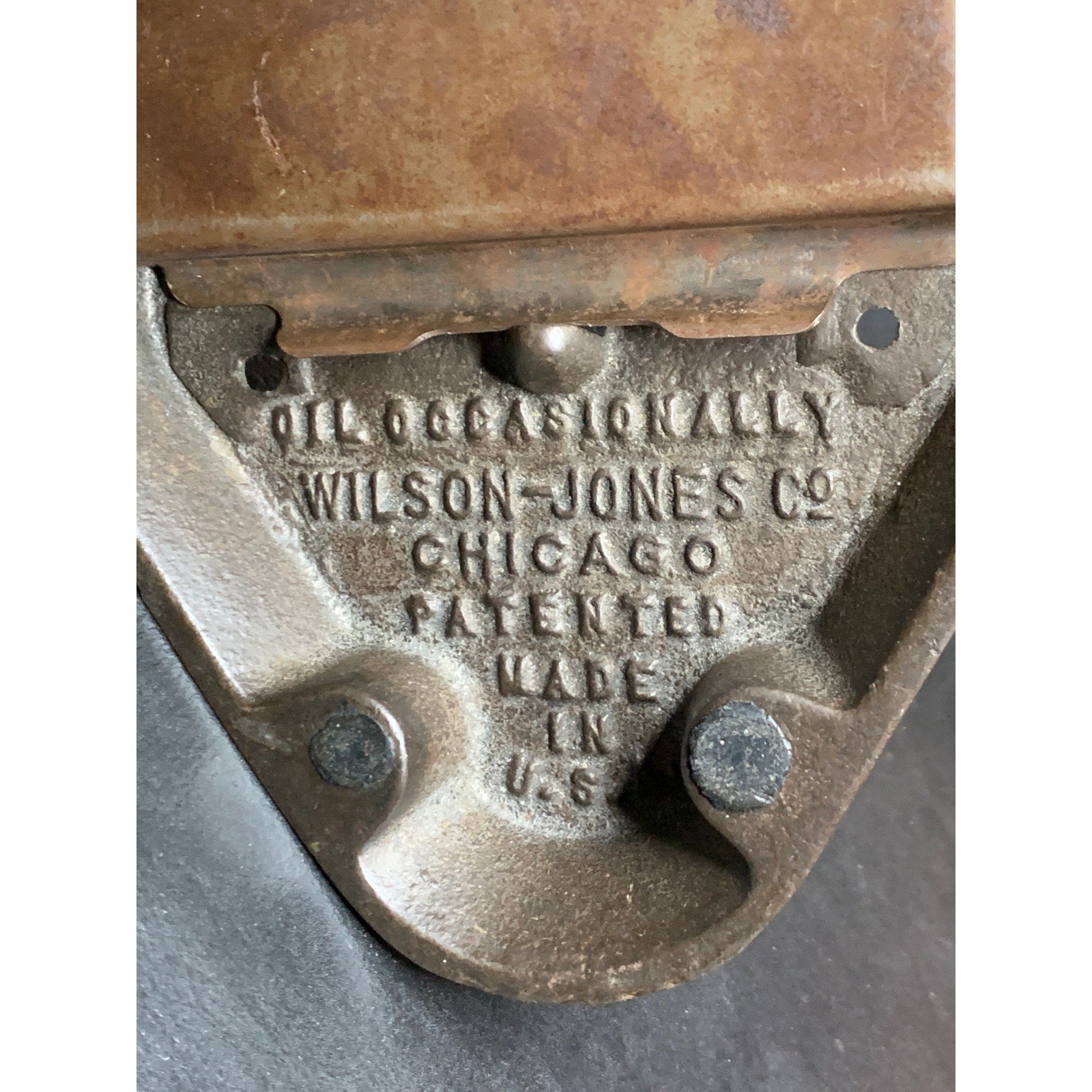 Vintage Wilson Jones Marvel No. 135 Two Hole Paper Punch Cast Metal USA