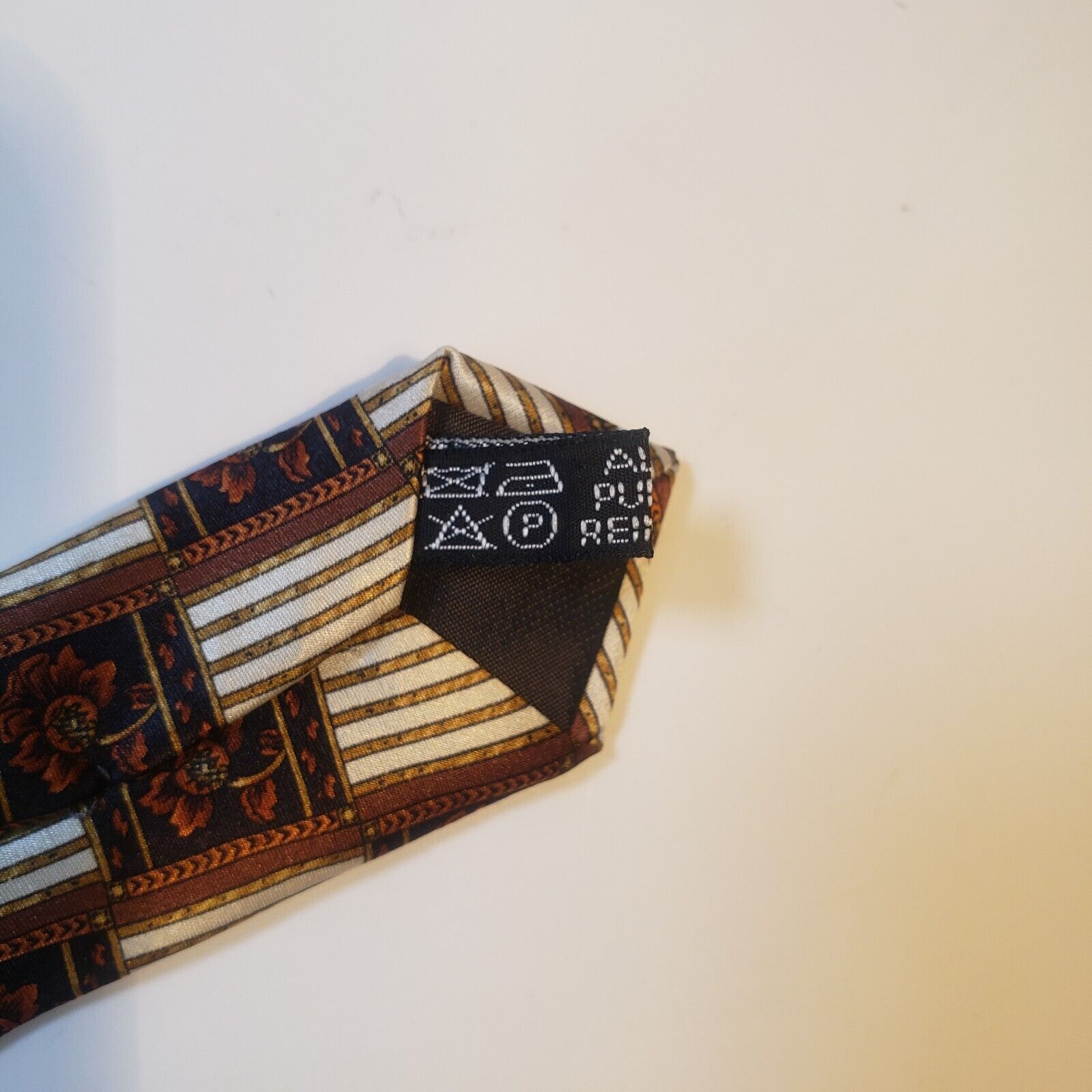 Lanvin Paris Brown Floral Pattern Silk Tie