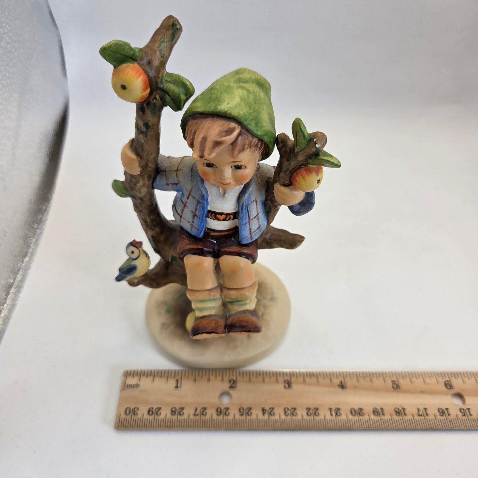 Goebel Hummel Apple Tree Boy 142/1 TMK5 West Germany Figurine 5.75" Tall