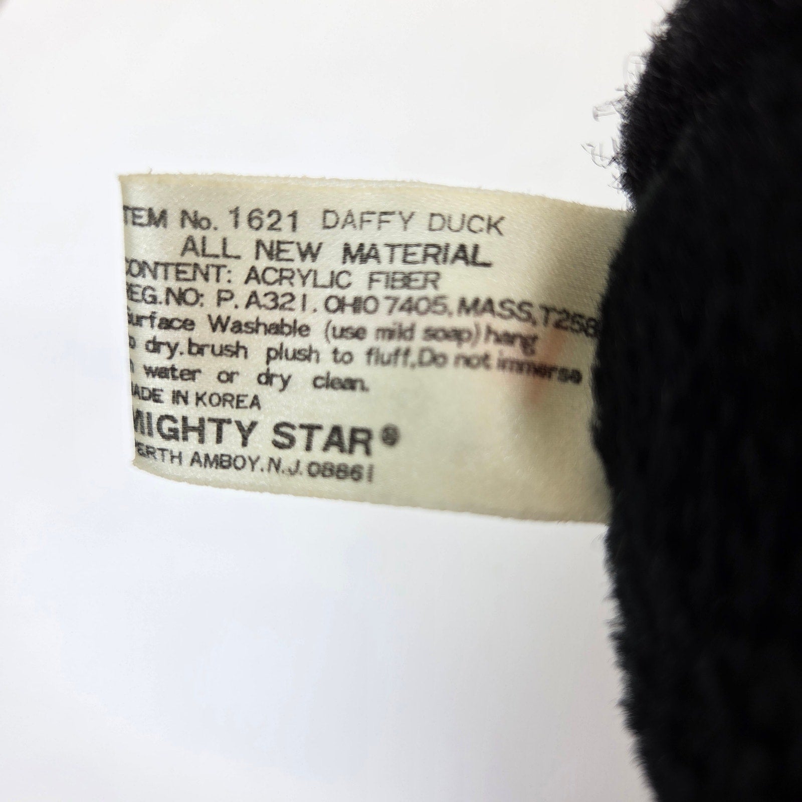 Warner Bros Daffy Duck Plush 1987 Mighty Star Korea Item 1621 Vintage Toy