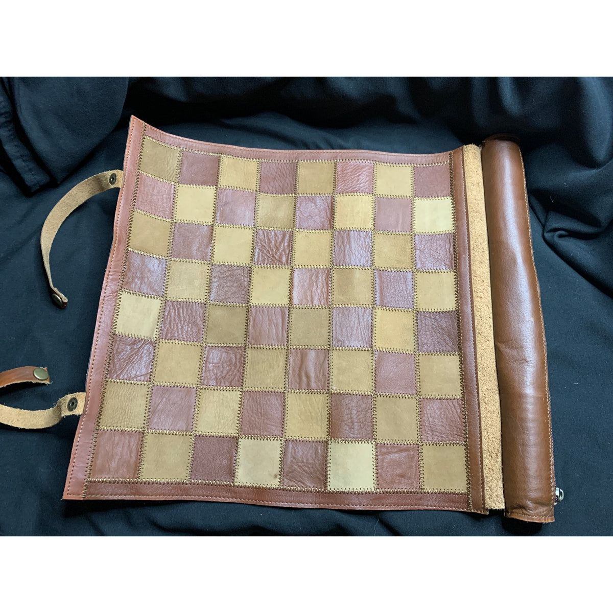 Vintage Marlboro Leather Roll Up Chess Checkers Travel Game Complete 34 Pieces