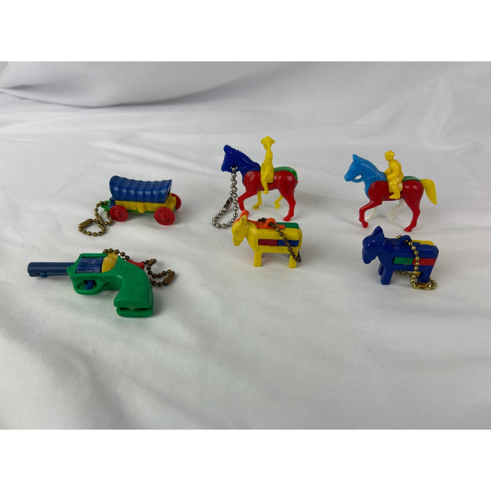 Vintage 1950s Western Cowboy Puzzle Keychain Lot Horses Wagon Gun