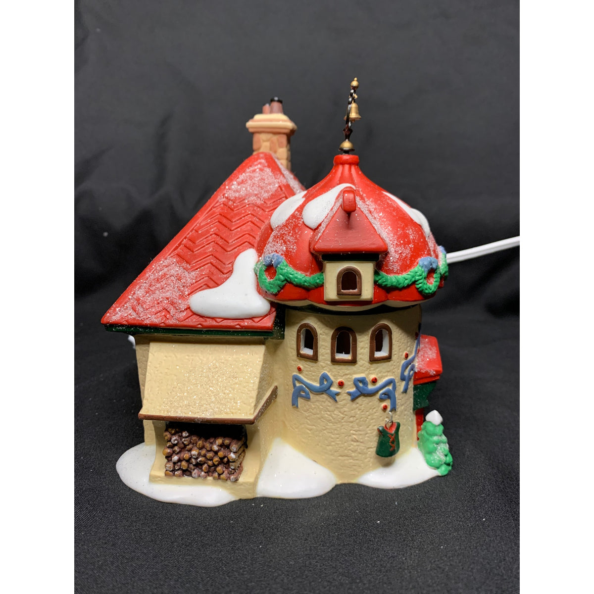 Dept 56 Custom Stitchers 56400 North Pole Elf Land Lighted Building 1998 Box
