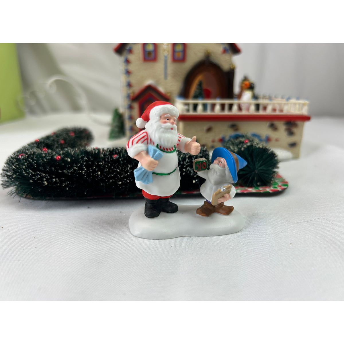 Department 56 Checking It Twice Wind-Up Toys 56757 North Pole Set 2003 Working
