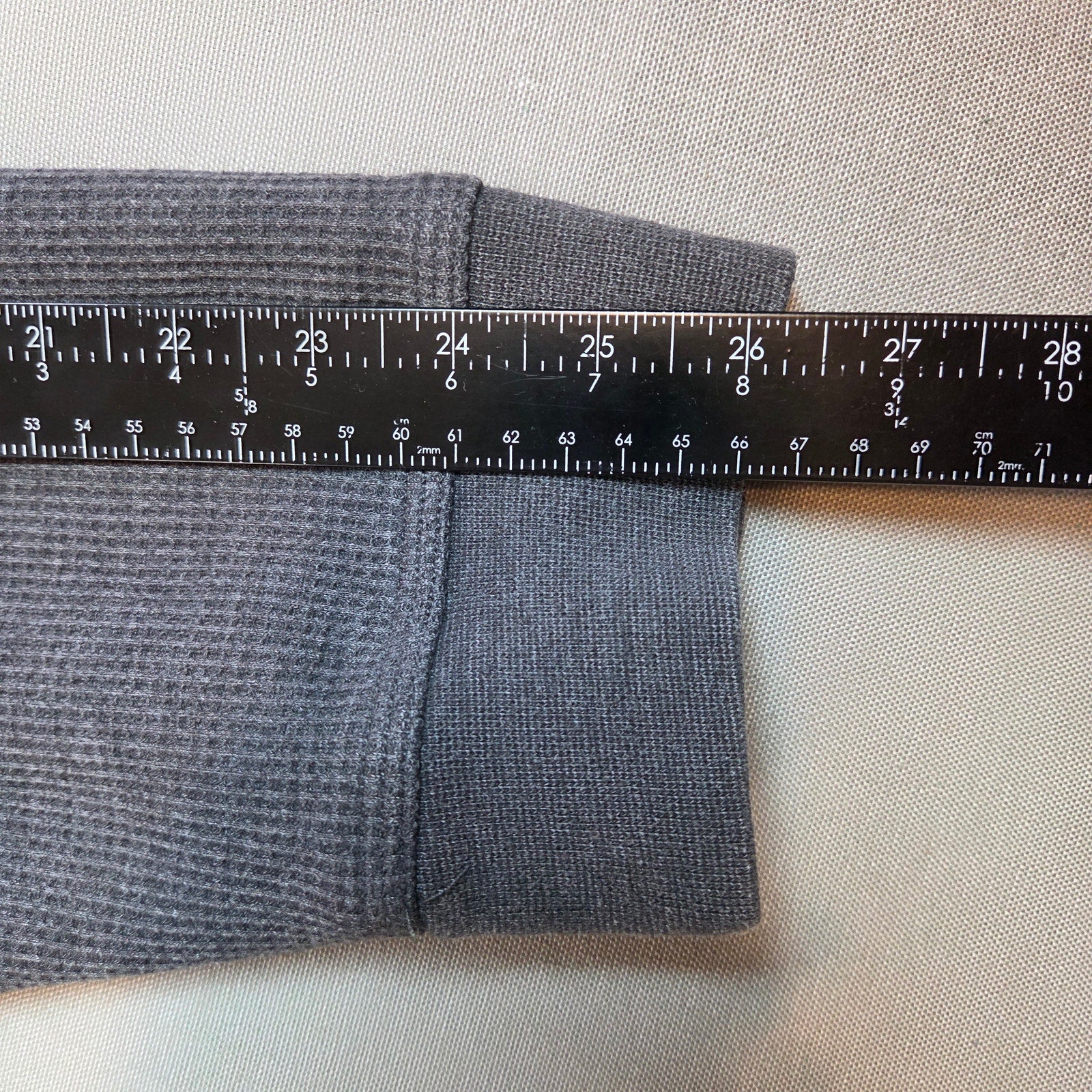 L.L.Bean Men’s XXL Waffle Knit Fleece Lined Henley Pullover Gray