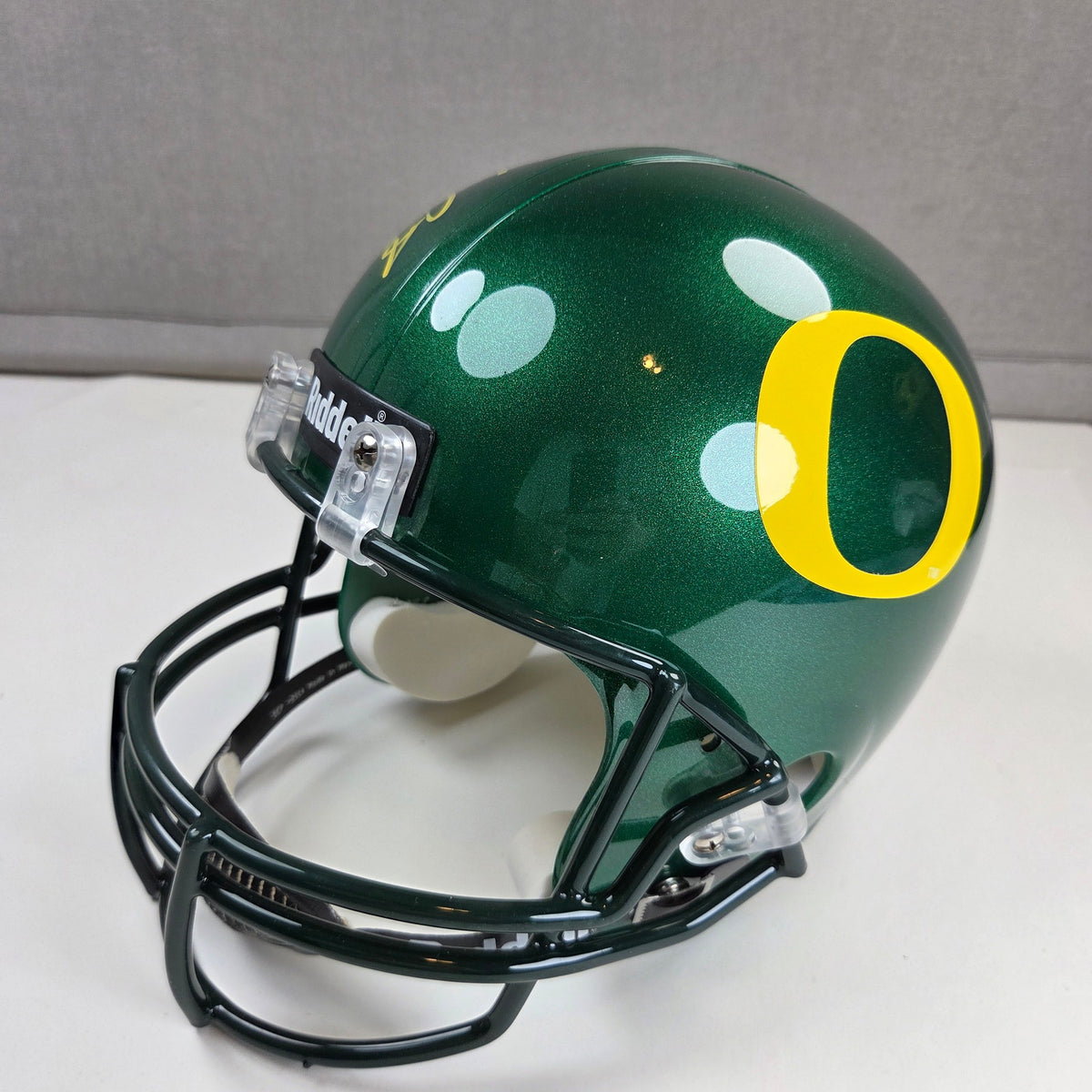 Marcus Mariota Heisman Autographed Oregon Ducks Replica Helmet JSA COA