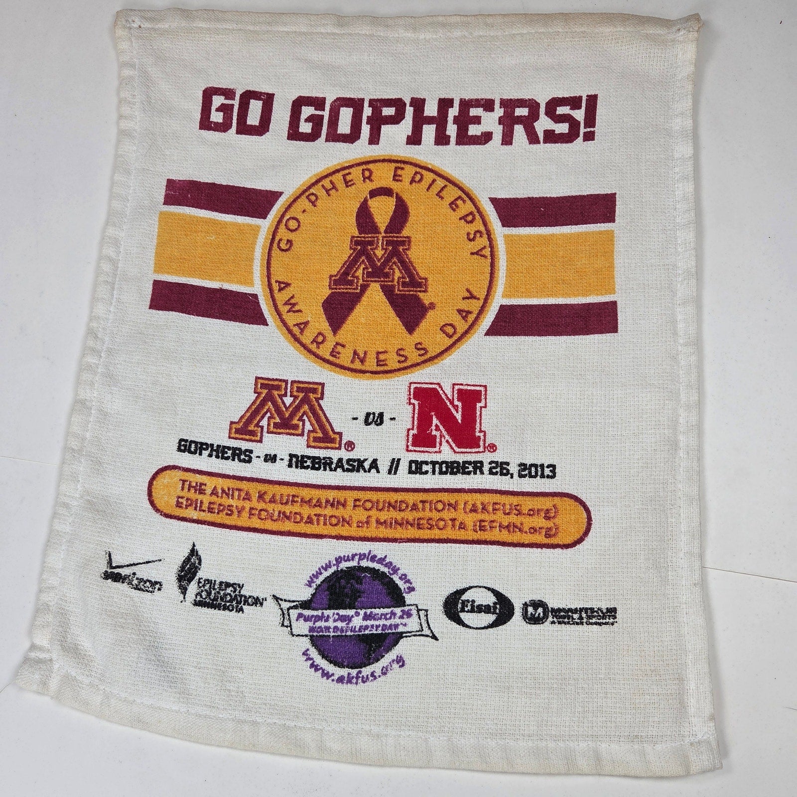 University Minnesota Golden Gophers Fan Lot Towels Pins Lanyard Koozie More