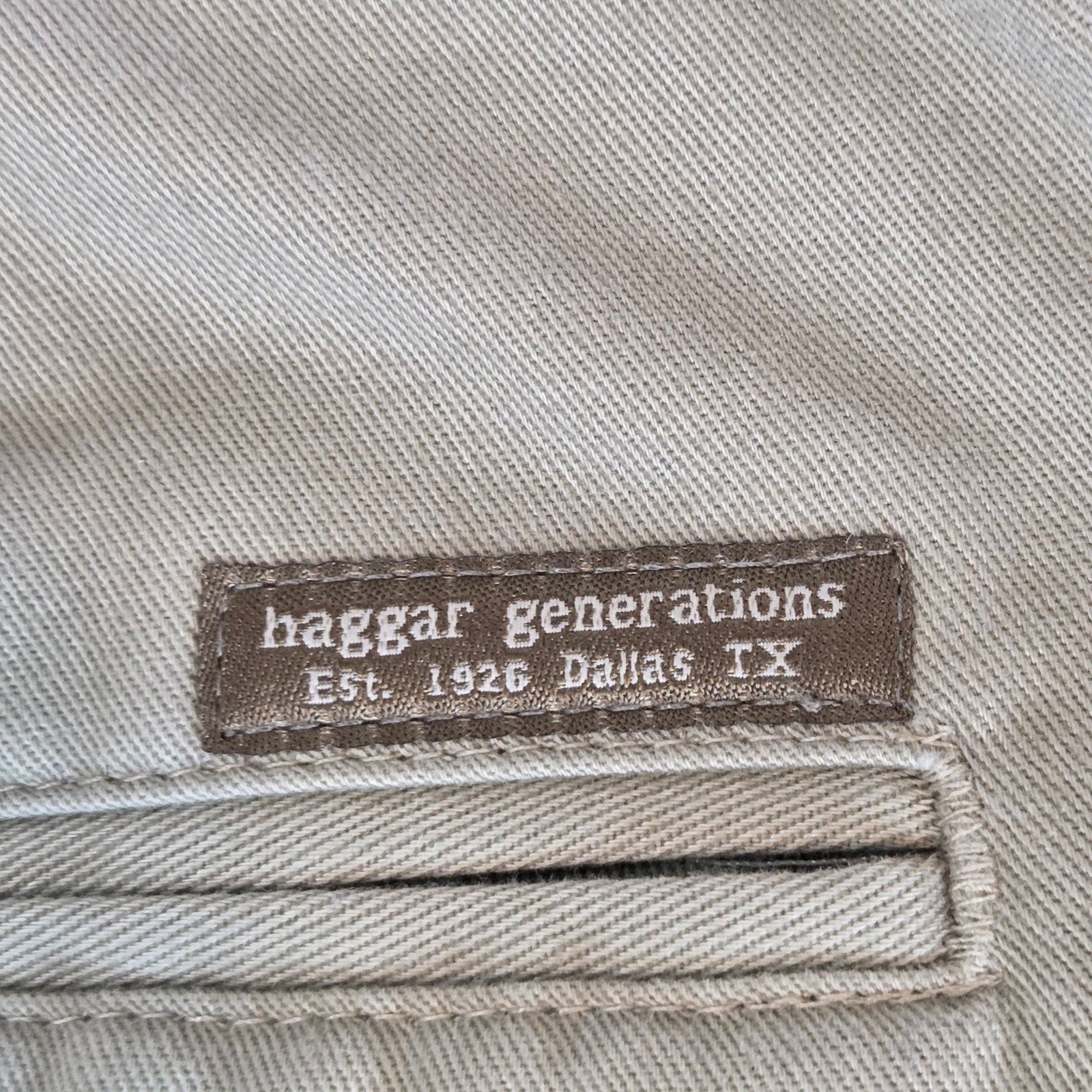 Haggar Generations Pleated Khaki Pants Men’s 38x28 100% Cotton Mexico