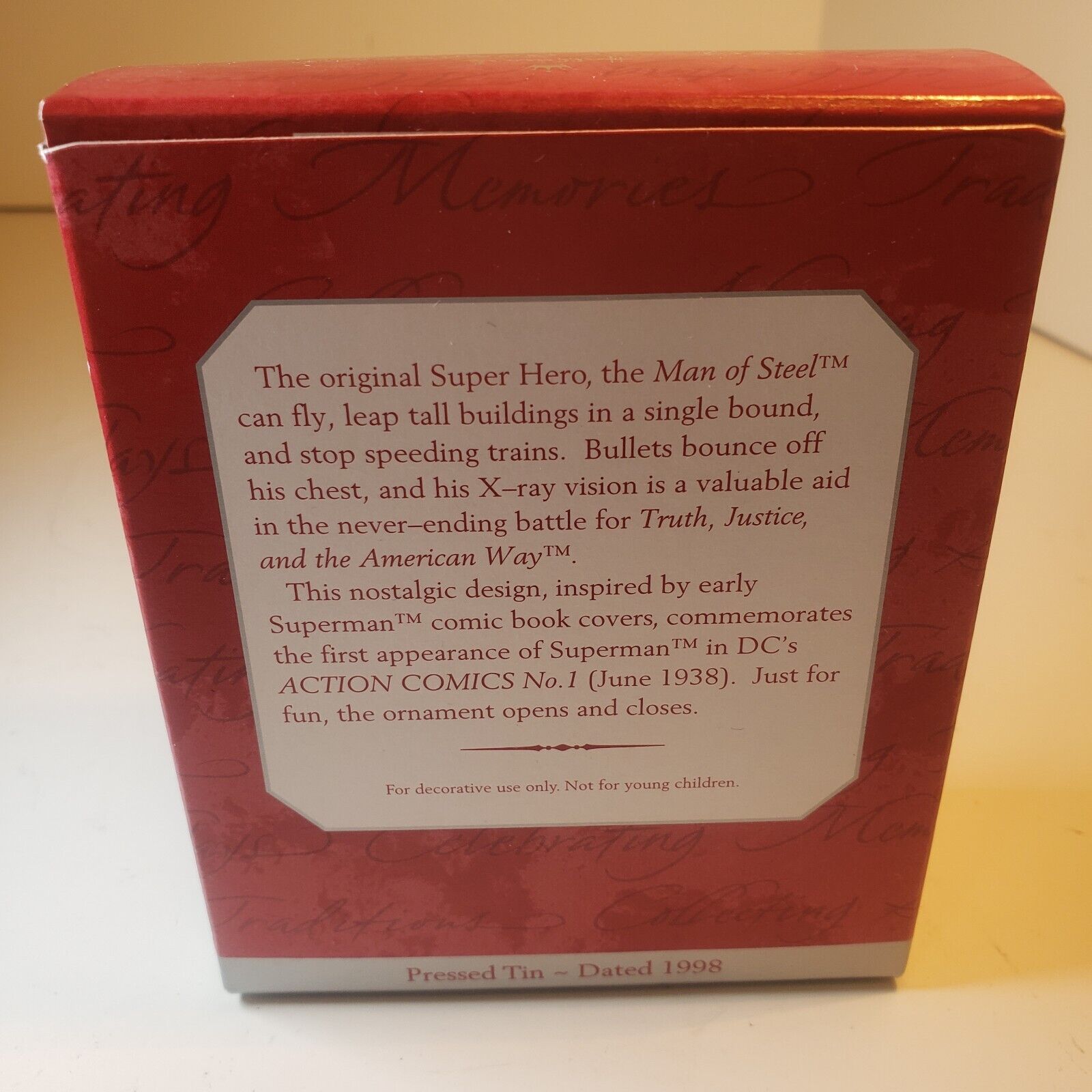 Hallmark Keepsake Superman Lunchbox Commemorative Edition 1998 Xmas Ornament NEW