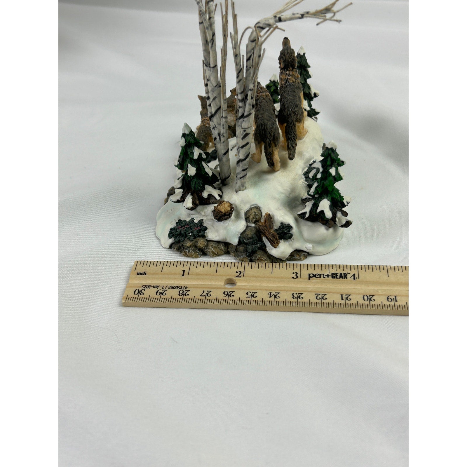 Department 56 Wolves In The Woods Village Accessory 52765 w Box
