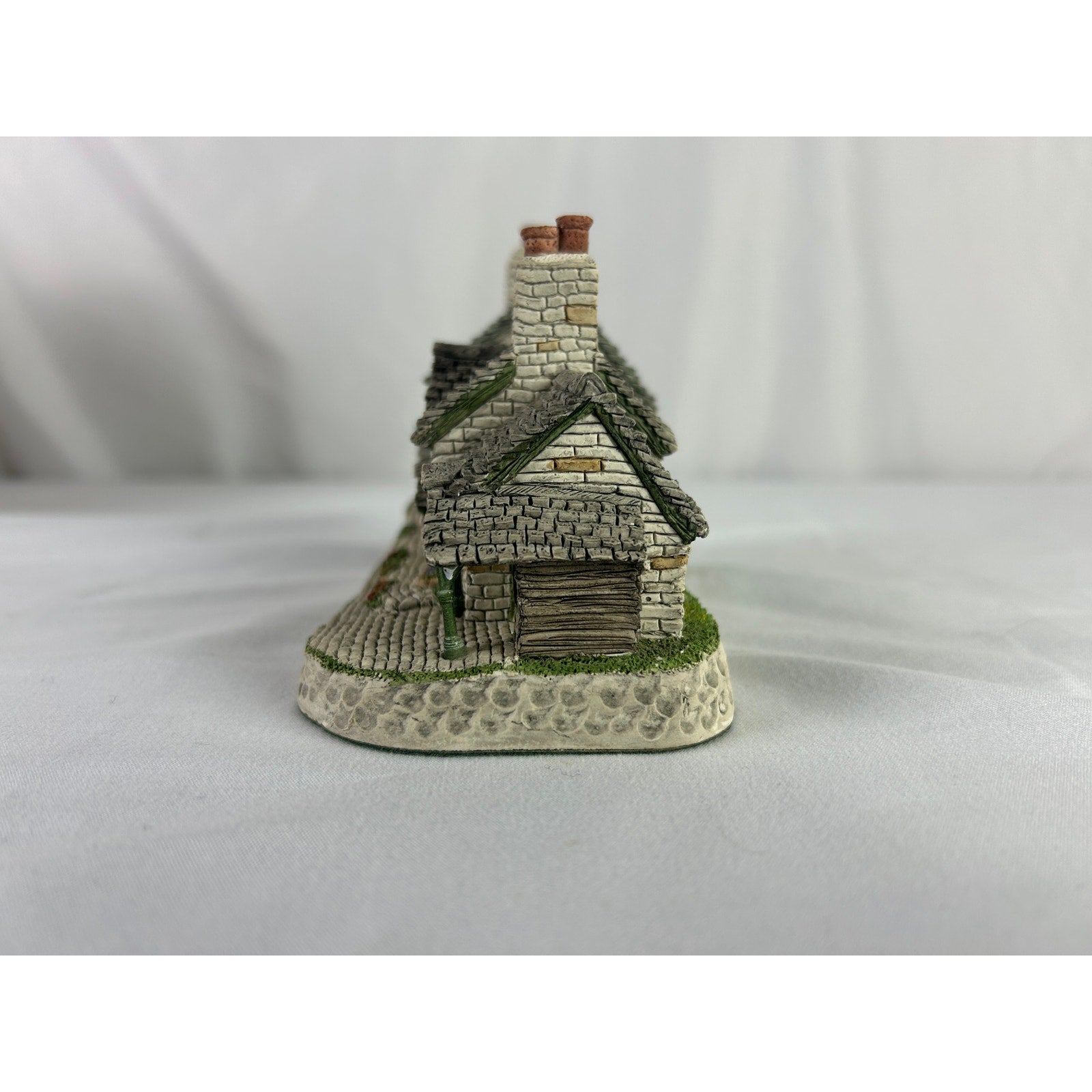 David Winter Y Ddraig Goch Welsh Collection Cottage 1993 Boxed