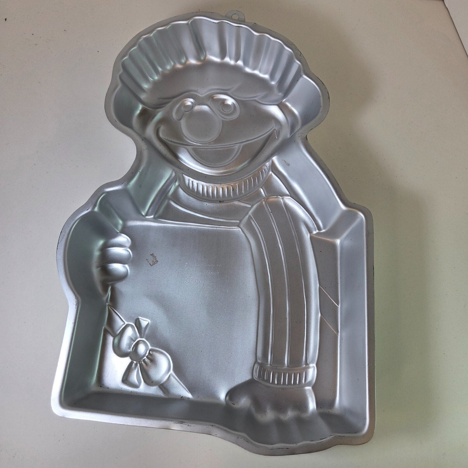 Vintage Lot of 5 Wilton Cake Pans Cookie Monster Ernie Big Bird Donald Duck Doll