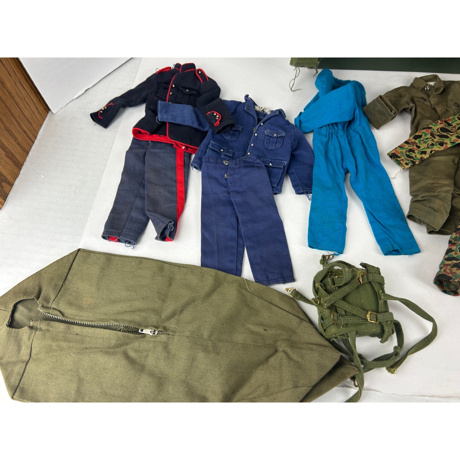 Vintage GI Joe Lot Two Figures Footlocker Uniforms Weapons Accessories