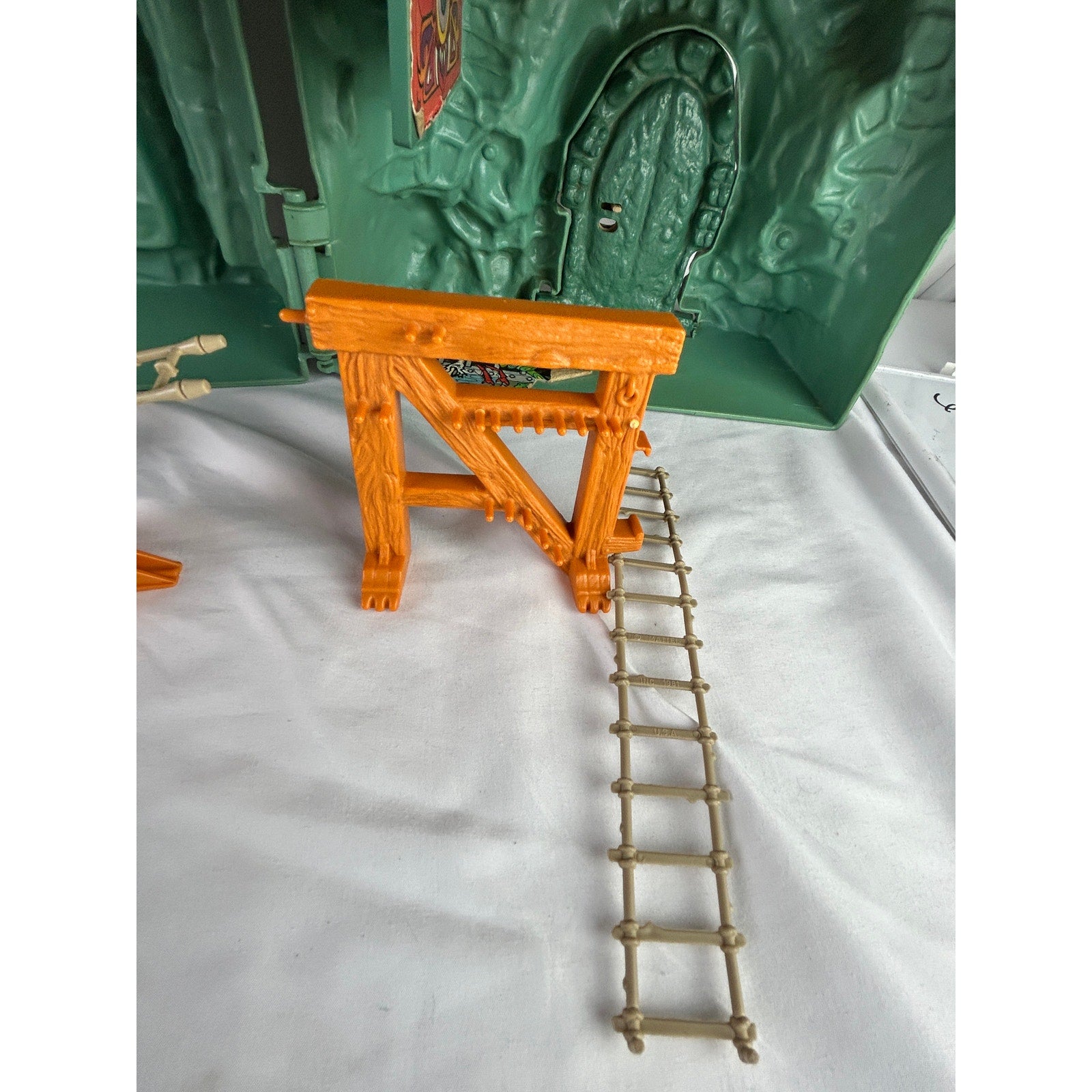 Vintage 1981 MOTU Castle Grayskull Playset Mattel Incomplete with Accessories