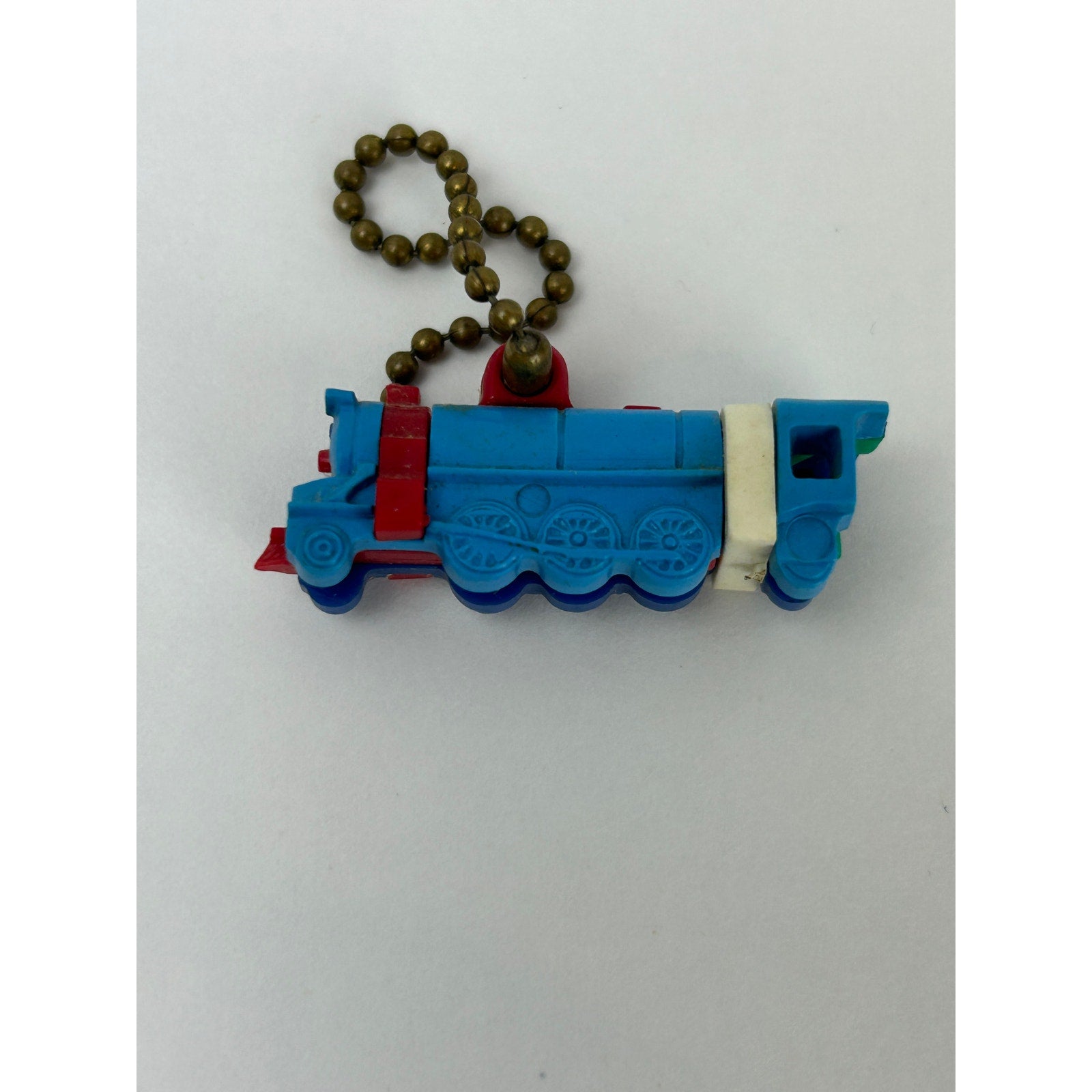Vintage 1950s Steam Locomotive Puzzle Key Chain Toy on Original Card
