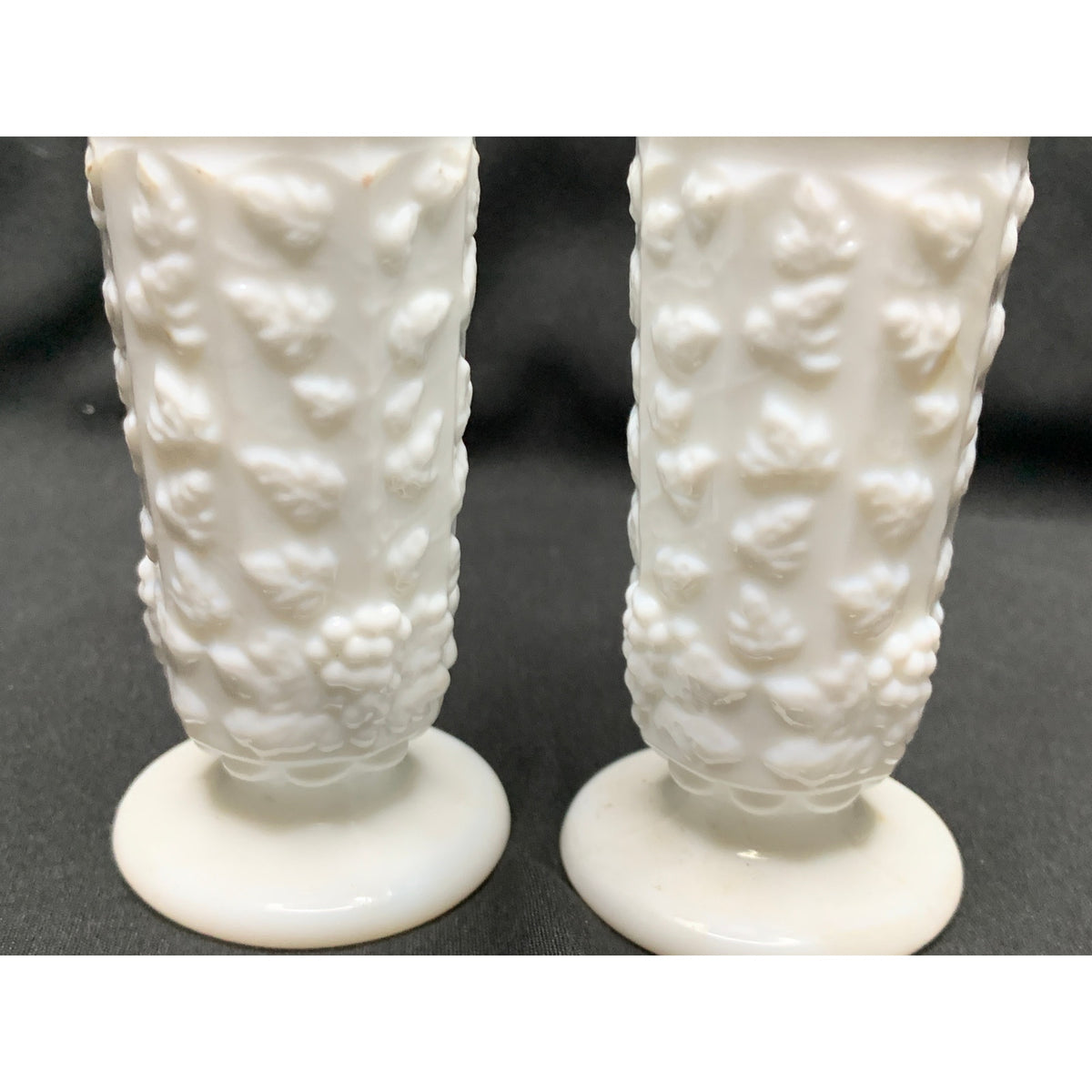 Vintage Westmoreland Paneled Grape Milk Glass Salt Pepper Shakers Chrome