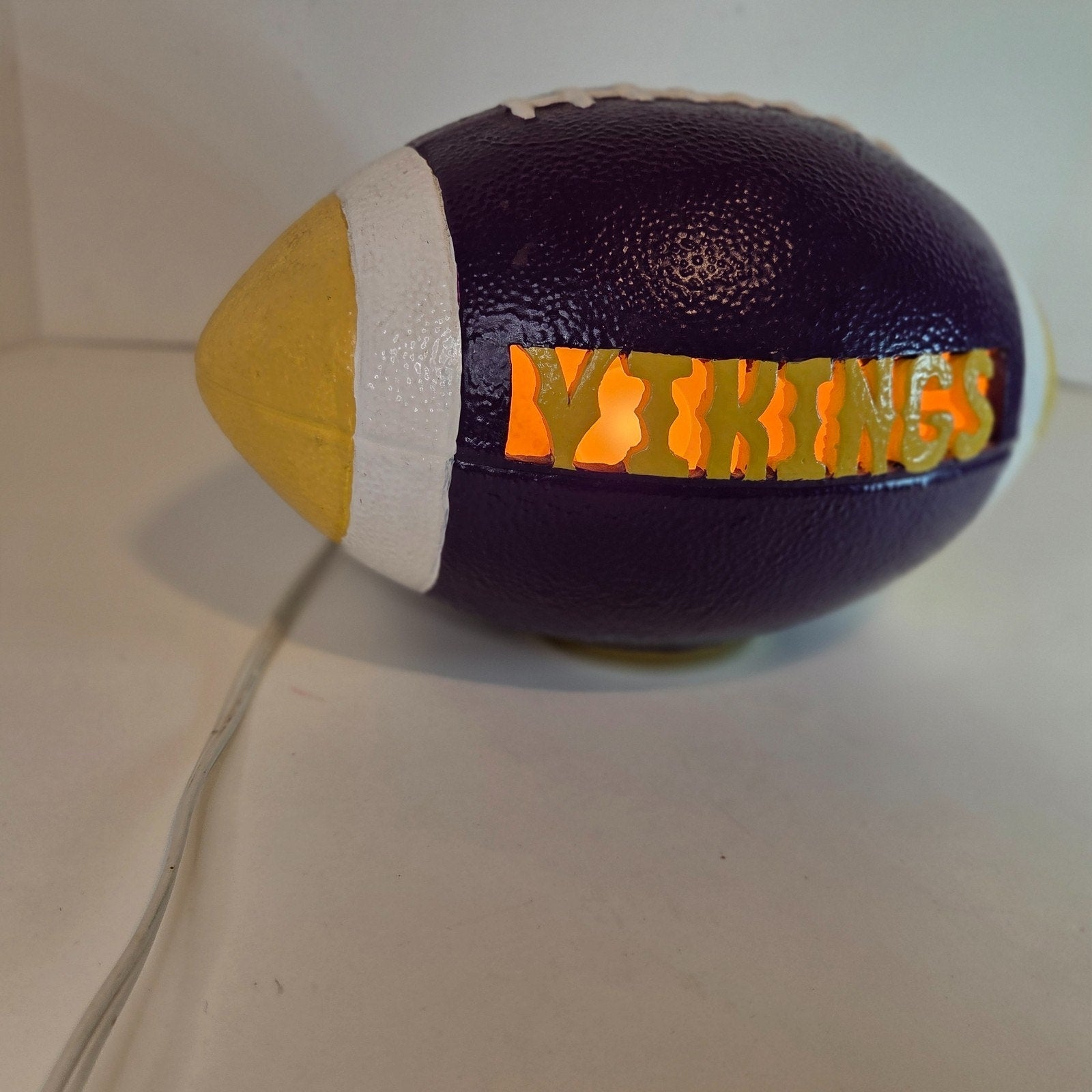 Minnesota Vikings Football Accent Lamp Light – Carved Logo – Plug-In