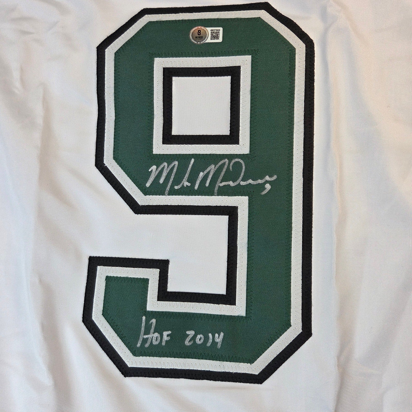 Mike Modano Signed Dallas Stars Jersey HOF 2014 Beckett Witness Auto