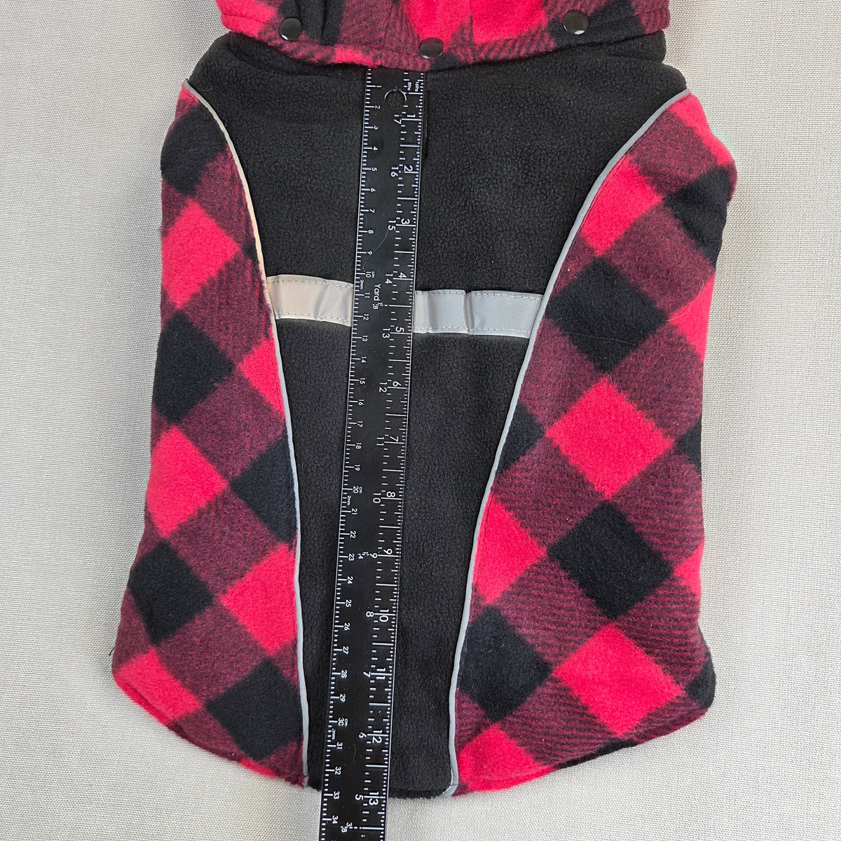 Koeson Dog Winter Coat Medium Red Black Buffalo Plaid Reflective Hooded Jacket