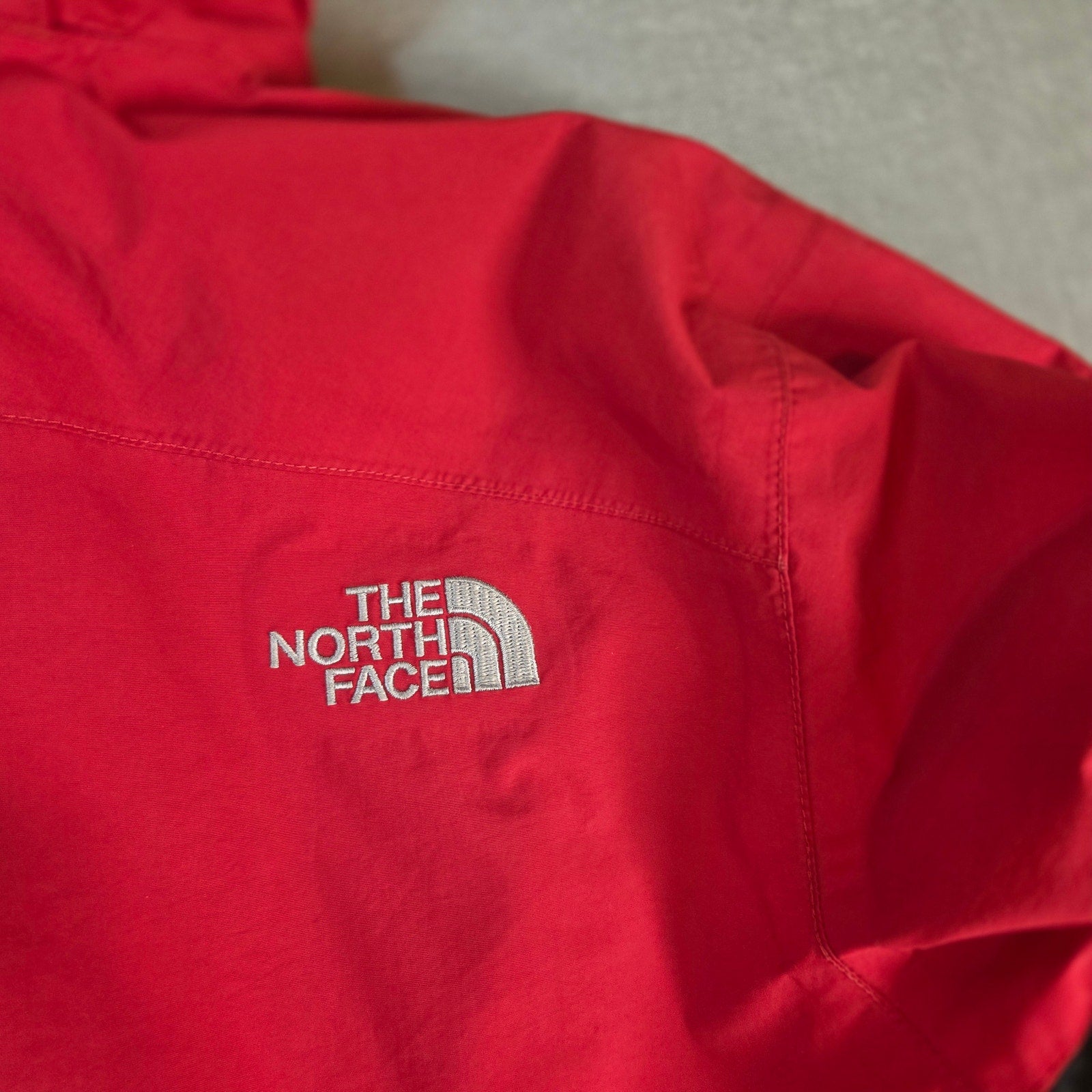 The North Face 3-in-1 Triclimate HyVent Men’s L Jacket — Missing Hood / Wear