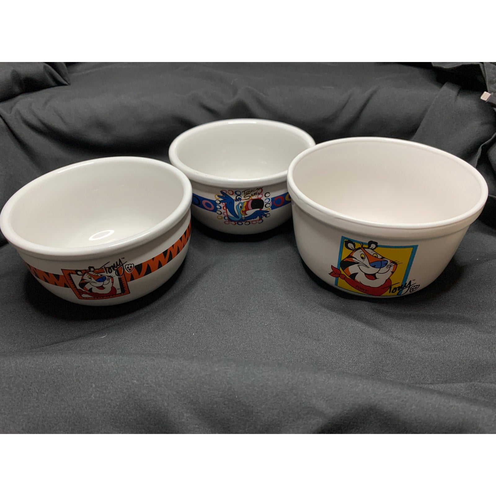 Kellogg's Tony the Tiger & Toucan Sam Ceramic Cereal Bowls Lot of 3 Set