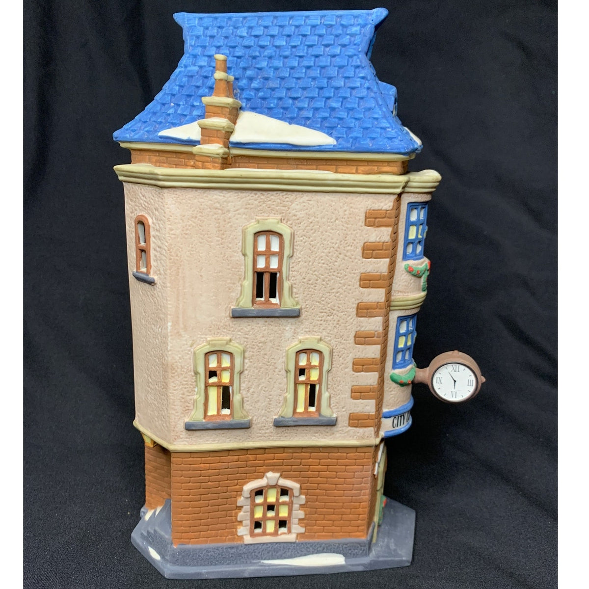 Department 56 City Clockworks 5531-0 Christmas In The City Lighted Building