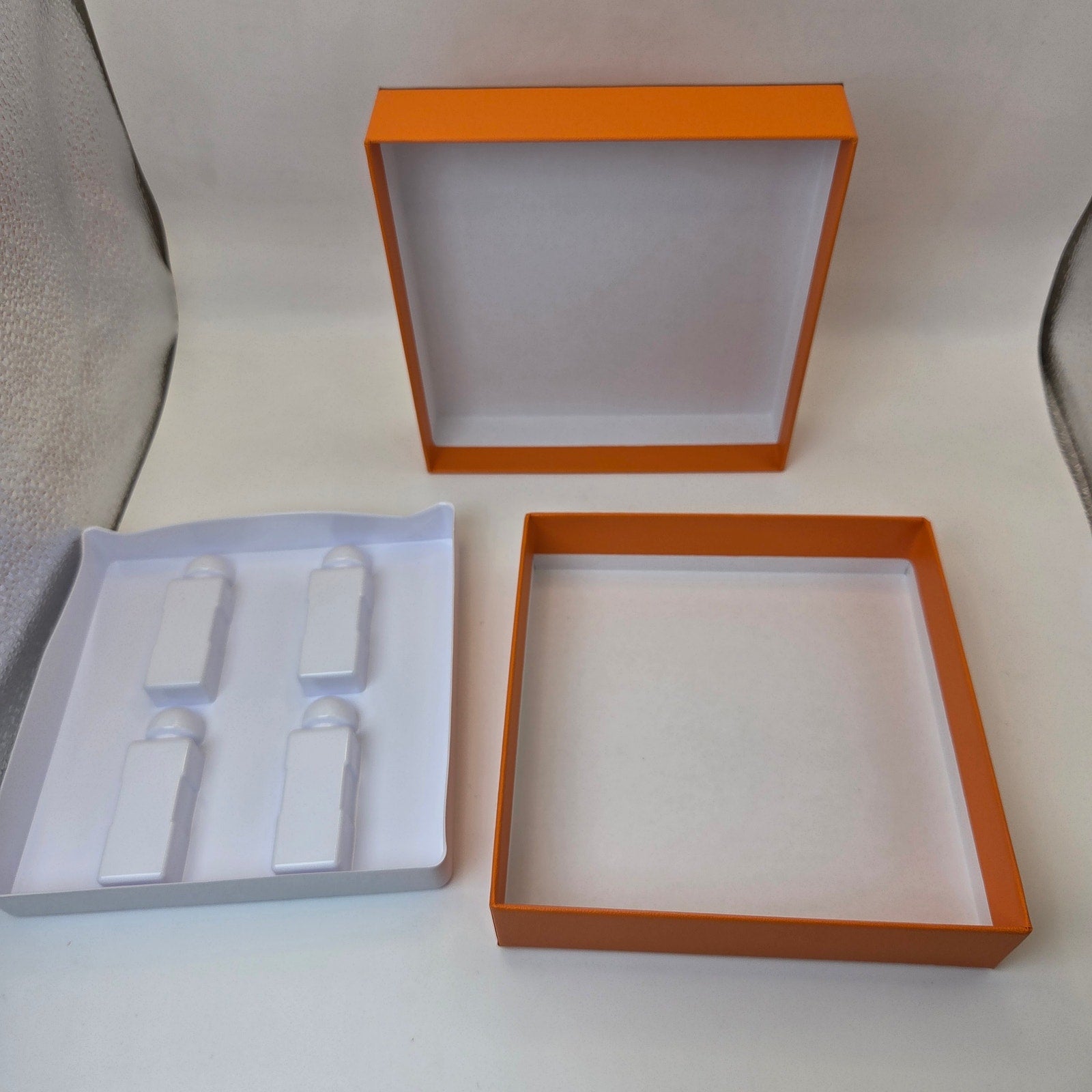Hermès Paris Orange Presentation Gift Box Empty w/ Insert 6x6x1.25
