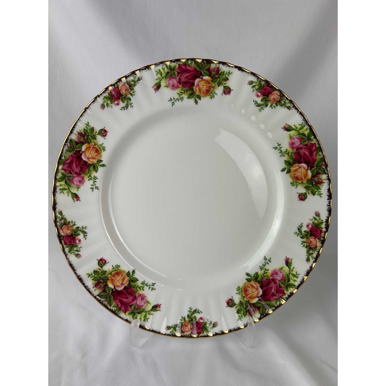 Royal Albert Old Country Roses Bone China Dinner Plate 10.5 Inch England
