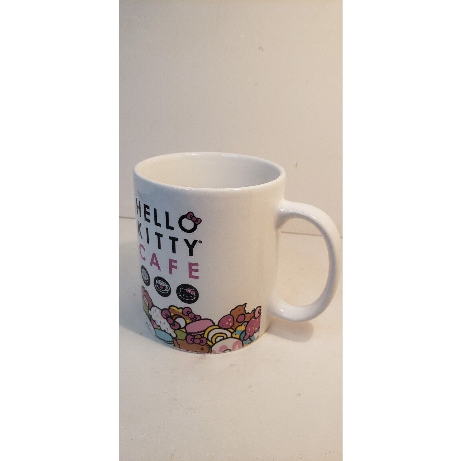 Hello Kitty Cafe Sanrio 2015 Ceramic Coffee Cup Exclusive Collectors Donuts Mug