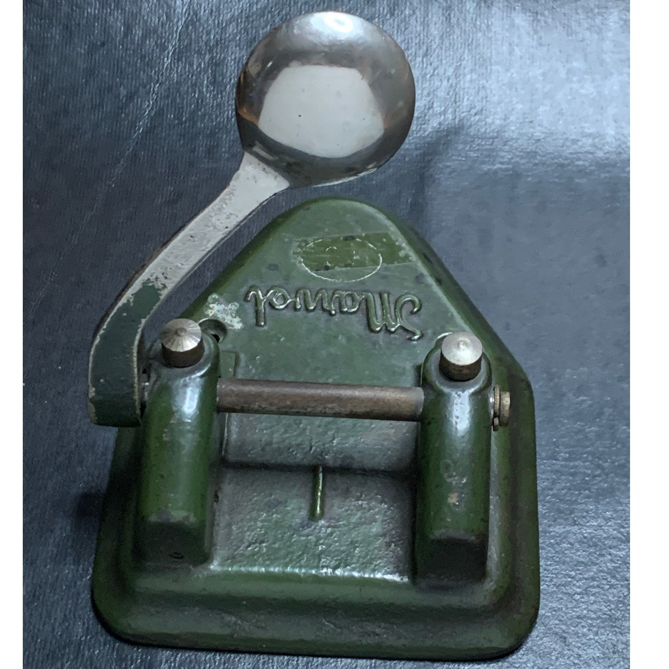 Vintage Wilson Jones Marvel No. 135 Two Hole Paper Punch Cast Metal USA